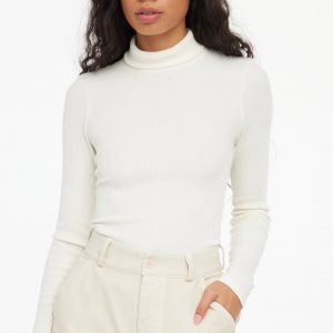 L.A. Causa Sweater Rib Turtleneck