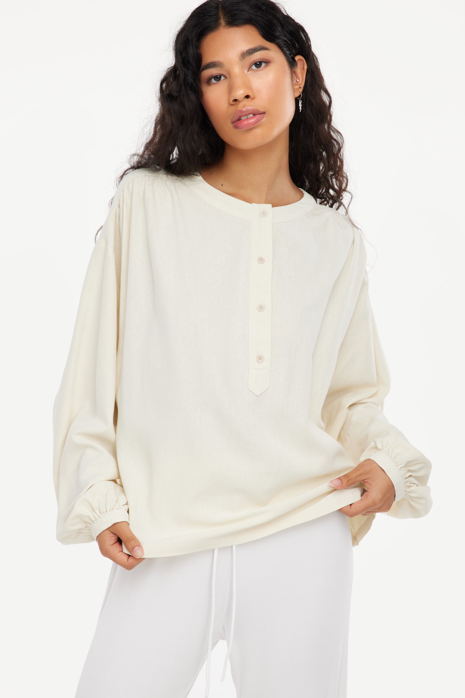 L.A. Causa Raw Silk Henley