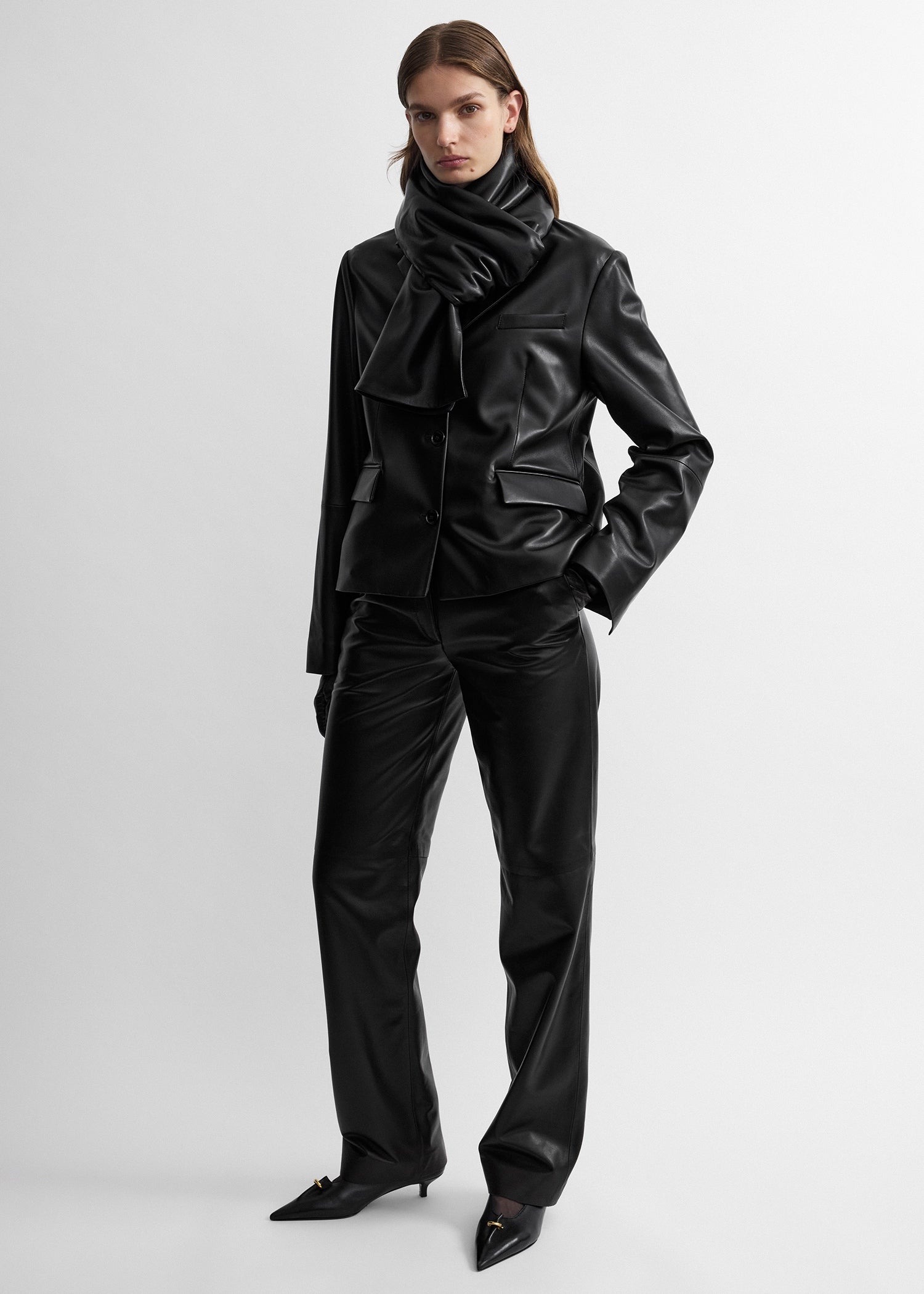 Toteme Studio Short leather blazer black