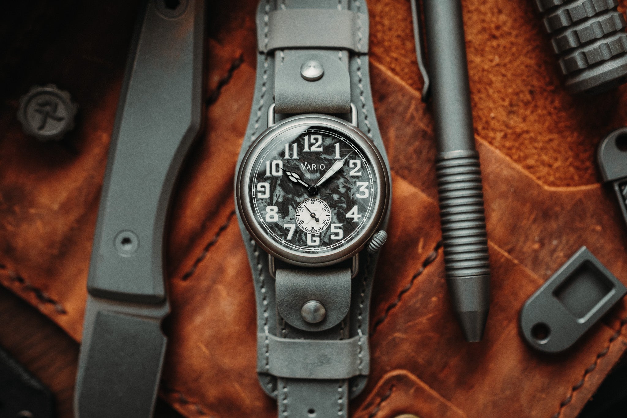 VARIO x RZE UltraHex™ Titanium Trench Lumed Carbon Fibre Watch