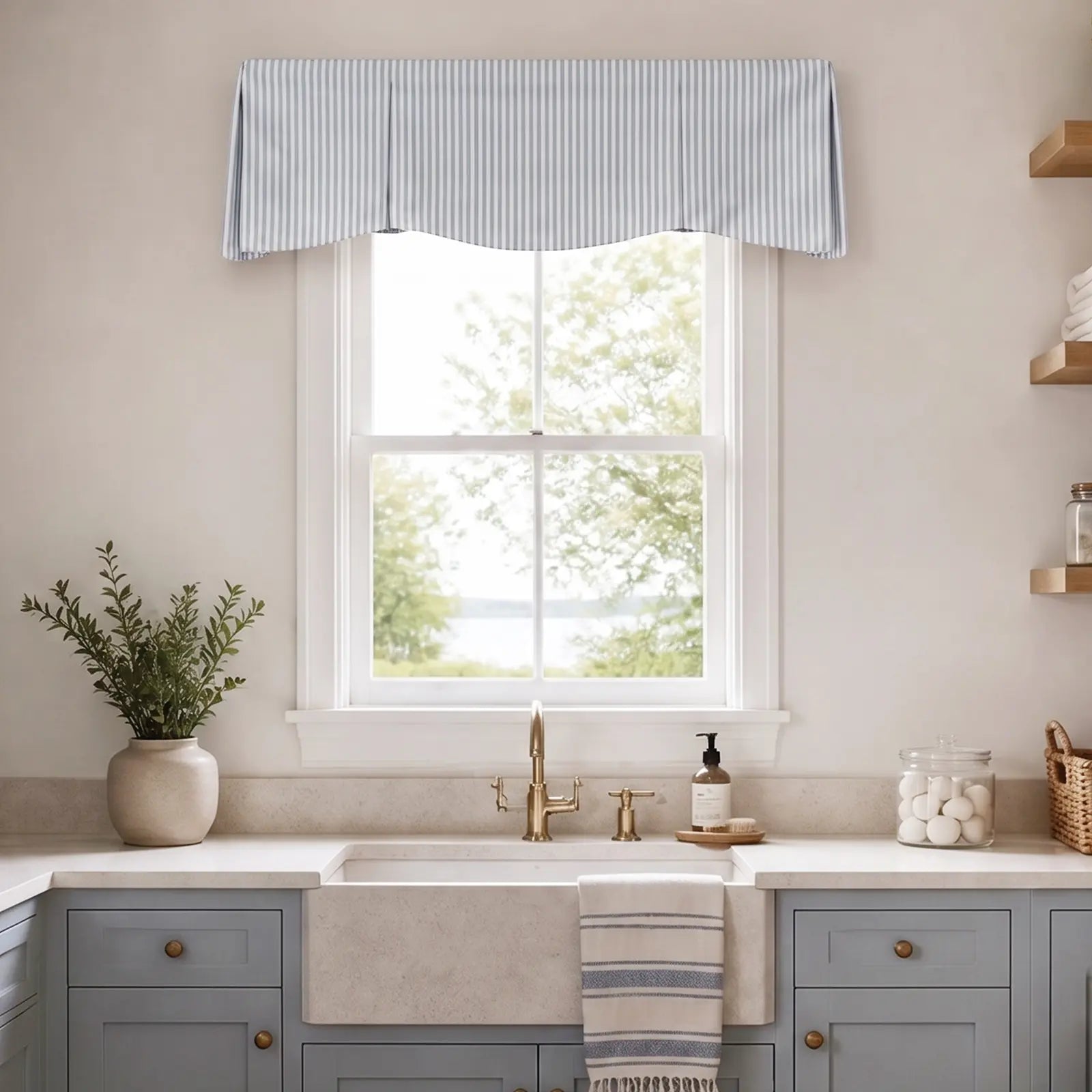Britt Bengoechea x TWOPAGES Print Linen Cotton Shaped Valance
