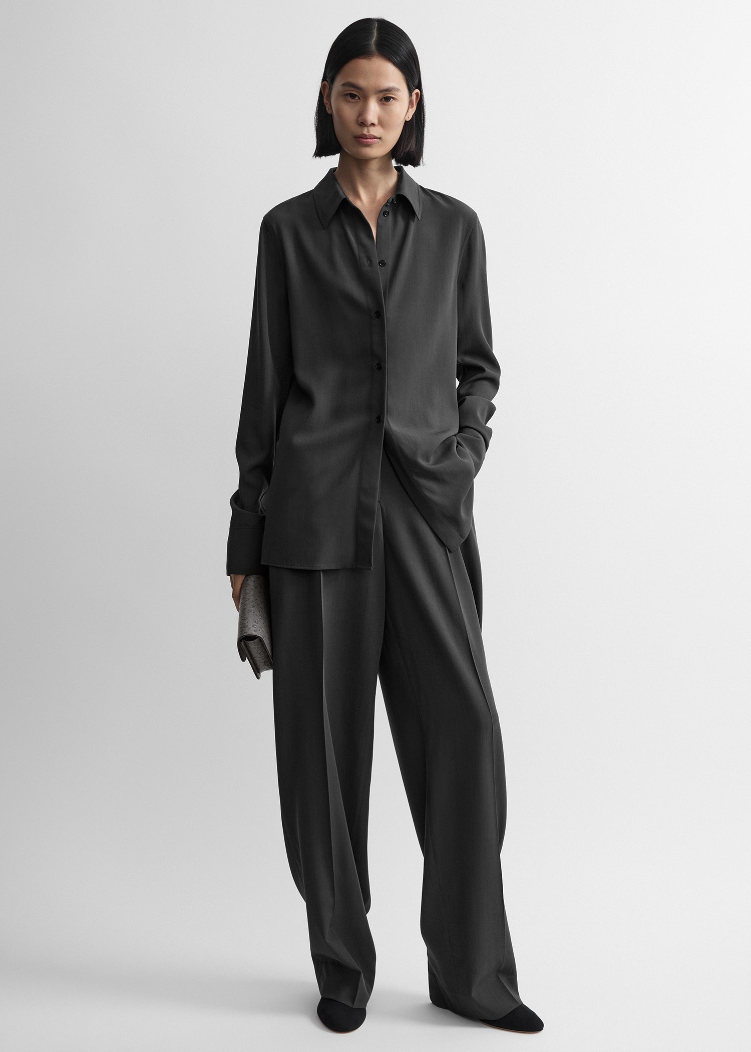 Toteme Studio Lightweight shirt washed black