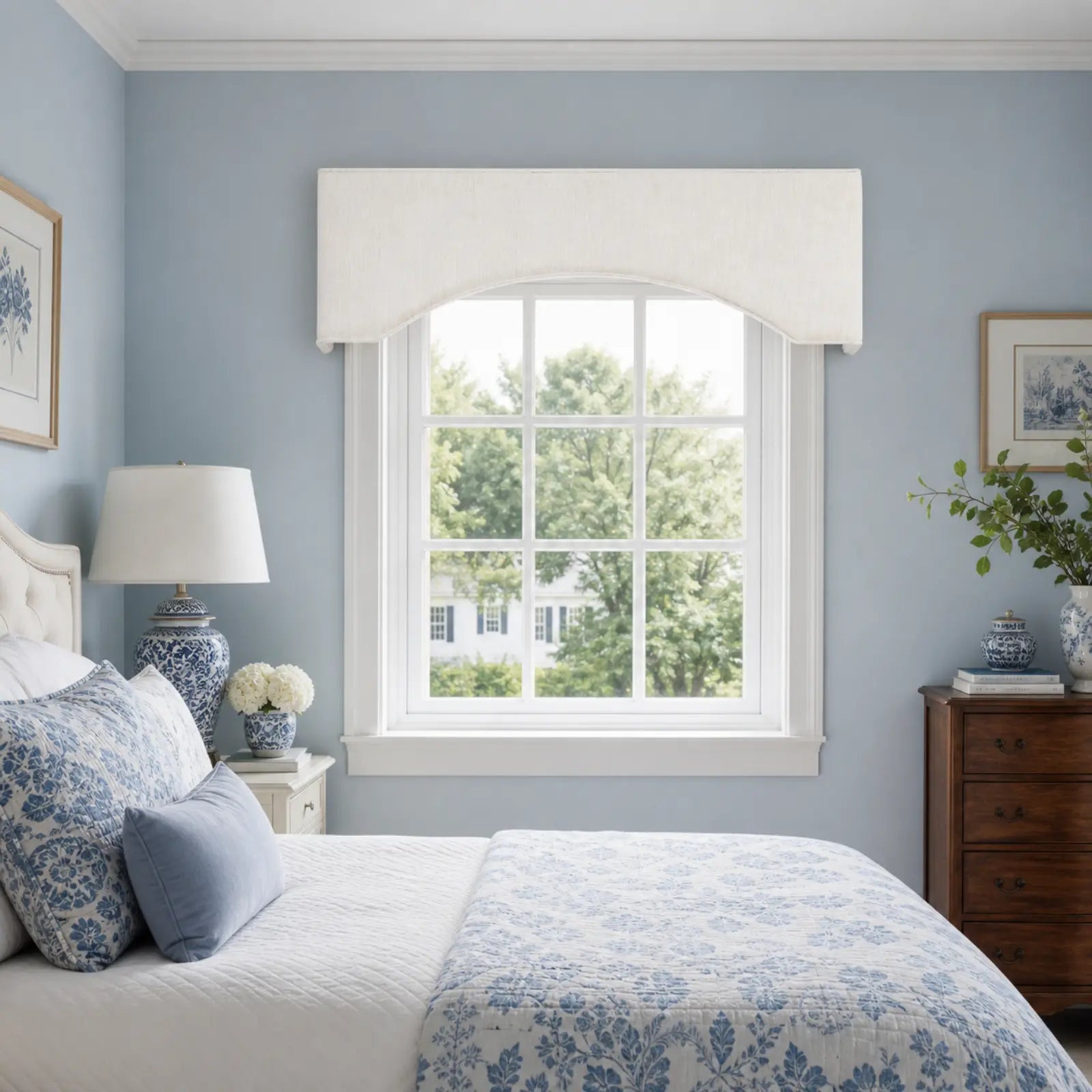 TWOPAGES Liz Linen Arched Cornice Board
