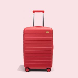 Away The Bigger Carry-On in Jessie Red