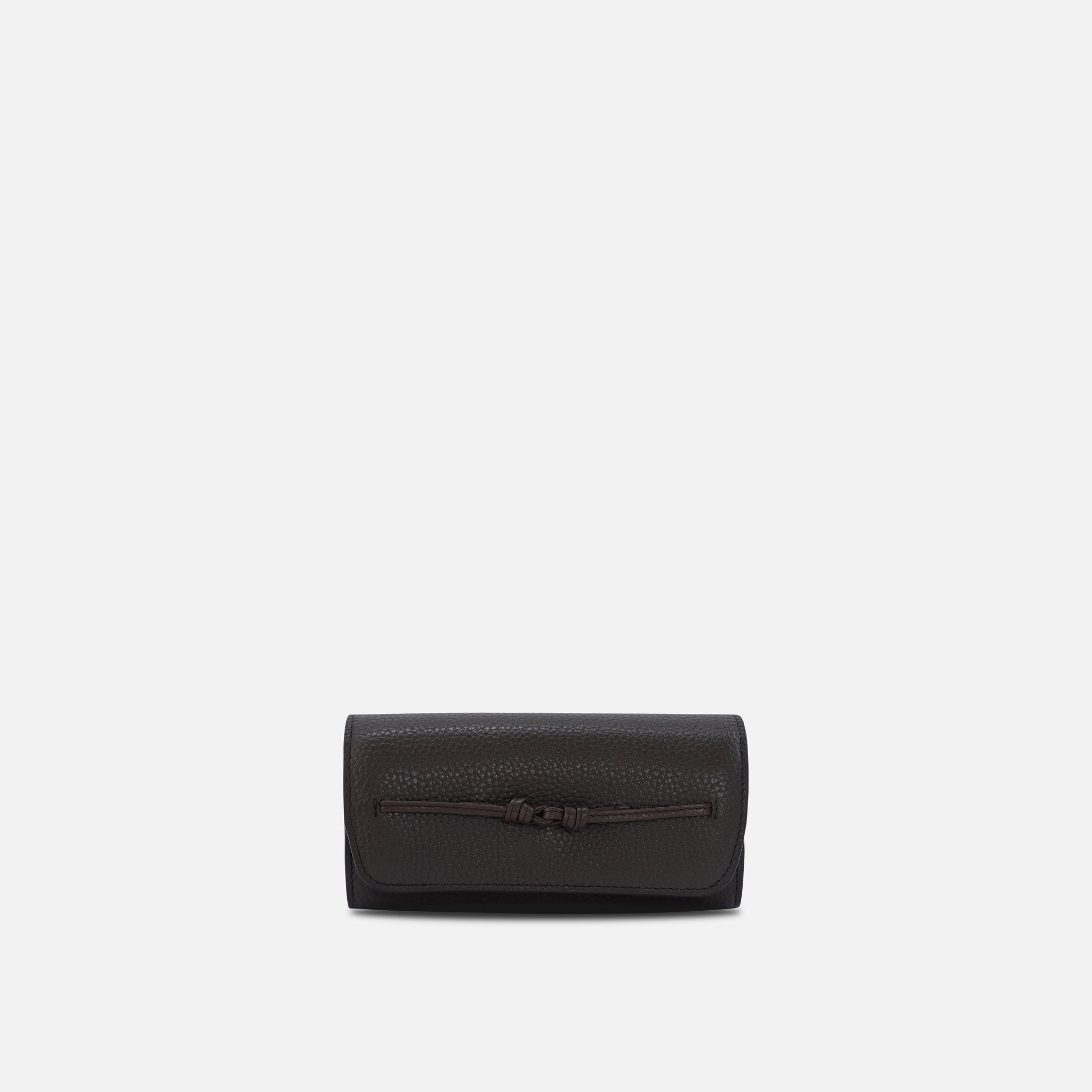 Behno SIAN SUNGLASS CASE PEBBLE DARK BROWN