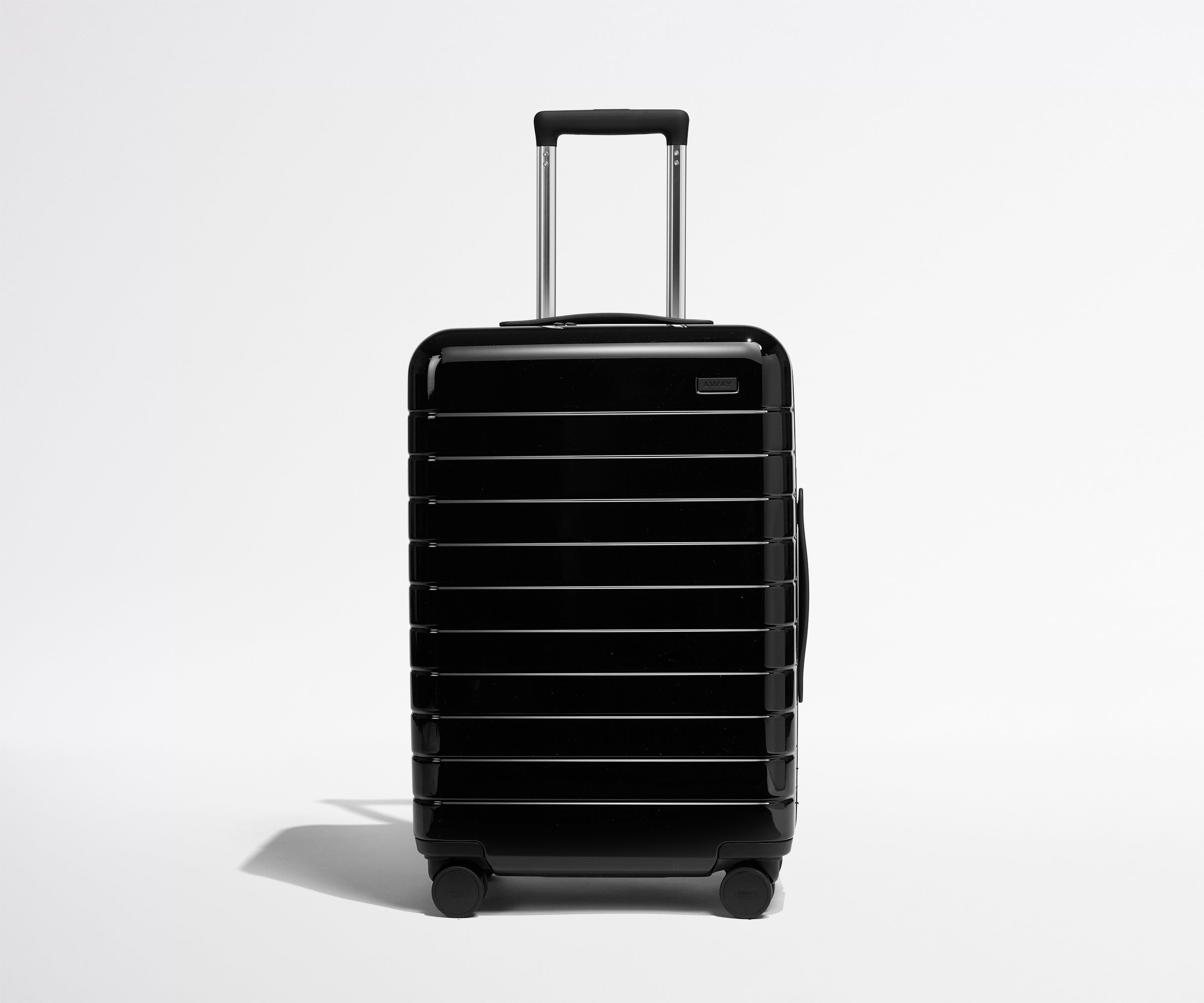 Away The Bigger Carry-On in Black Tie