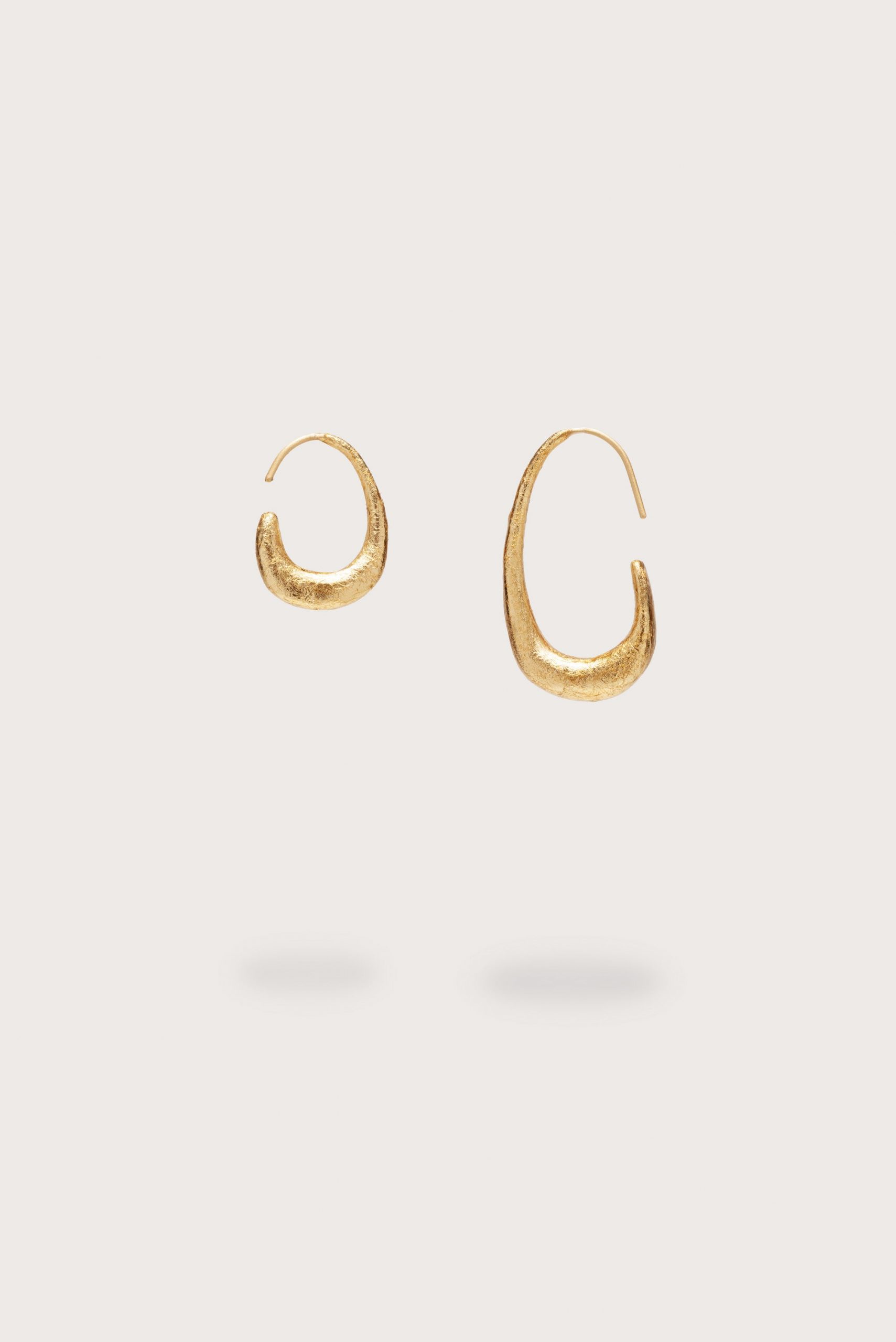 Cult Gaia ANALEIA MINI EARRING - GOLD FOILED WOOD