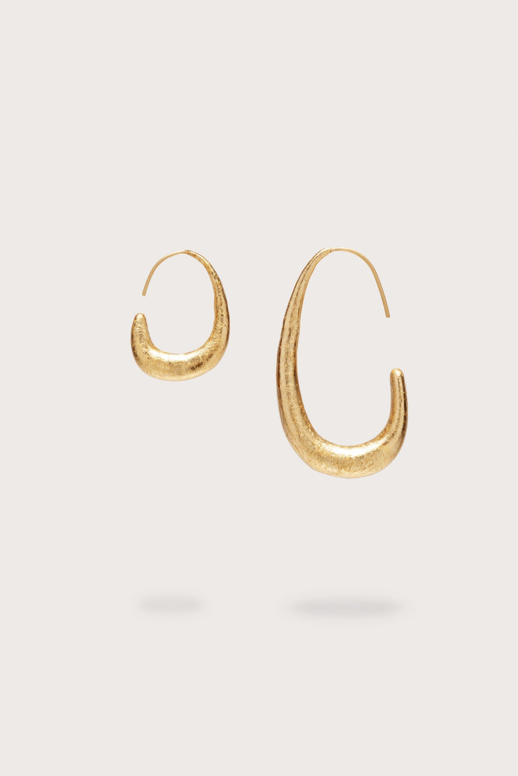 Cult Gaia ANALEIA EARRING - GOLD FOILED WOOD