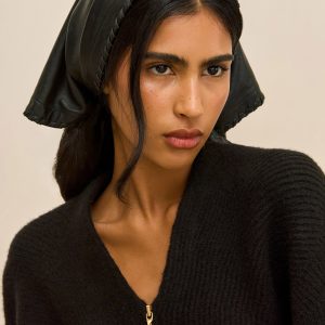 Cult Gaia DEENA SCARF - BLACK