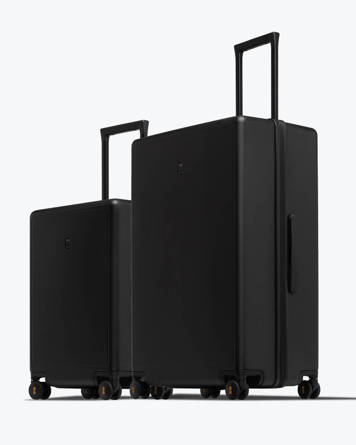 Level8 Luminous Textured Luggage Set 20'' & 28''