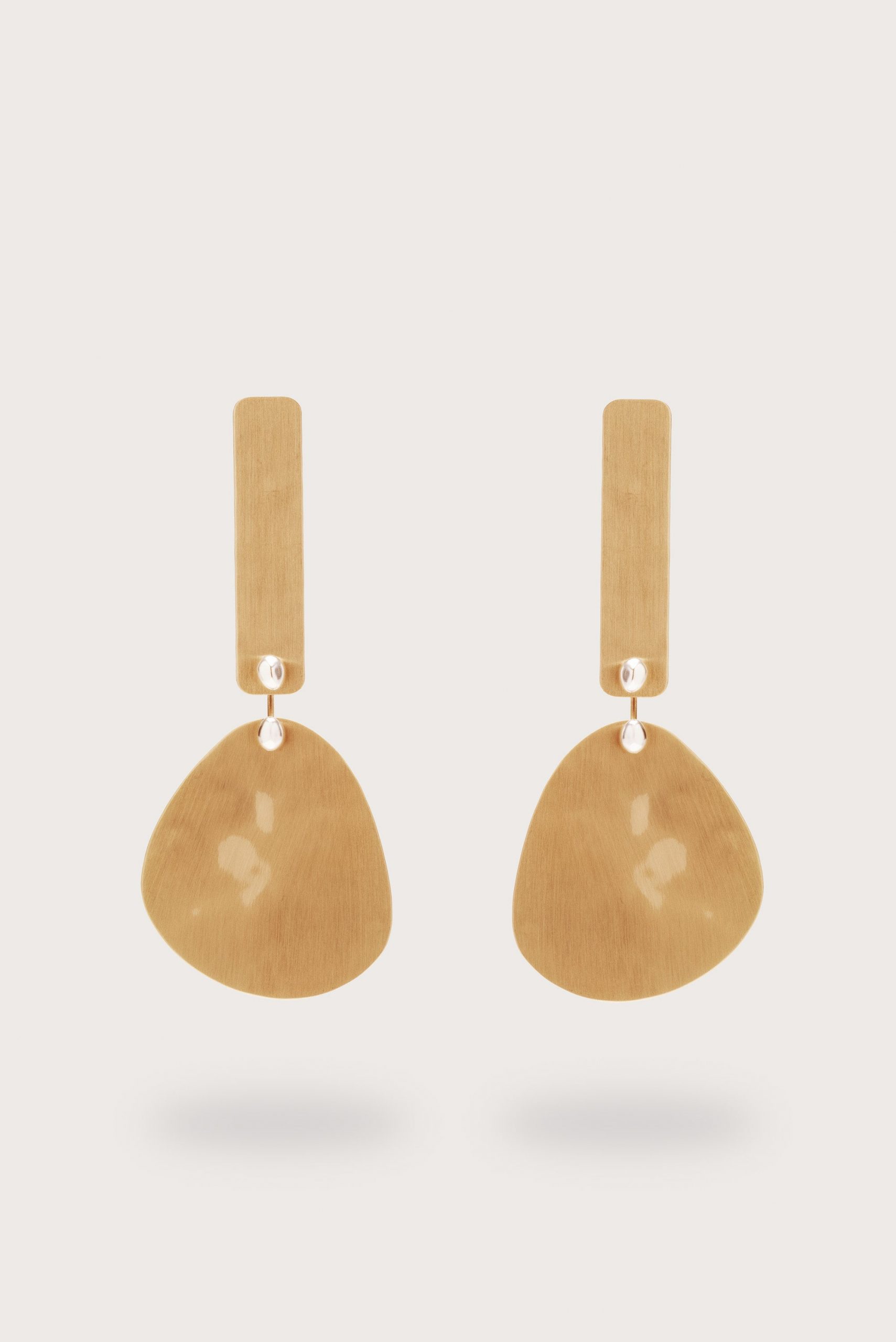Cult Gaia SOLANA EARRING - BRUSHED BRASS