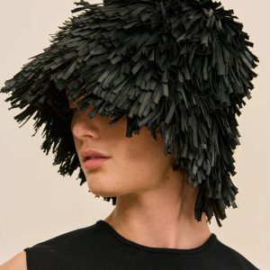 Cult Gaia DARRYL HAT - BLACK