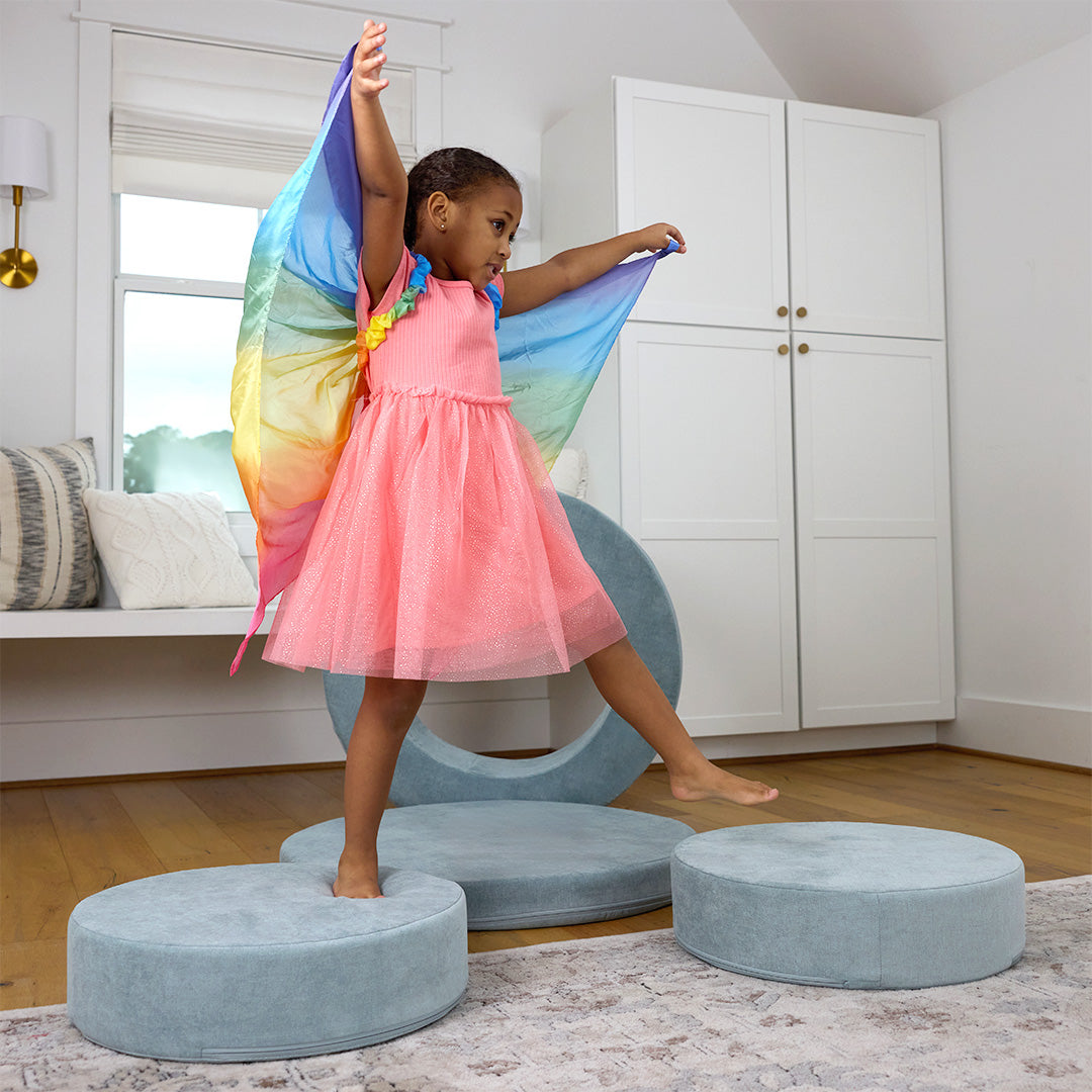 Nugget Playsilk Fairy Wings in Rainbow