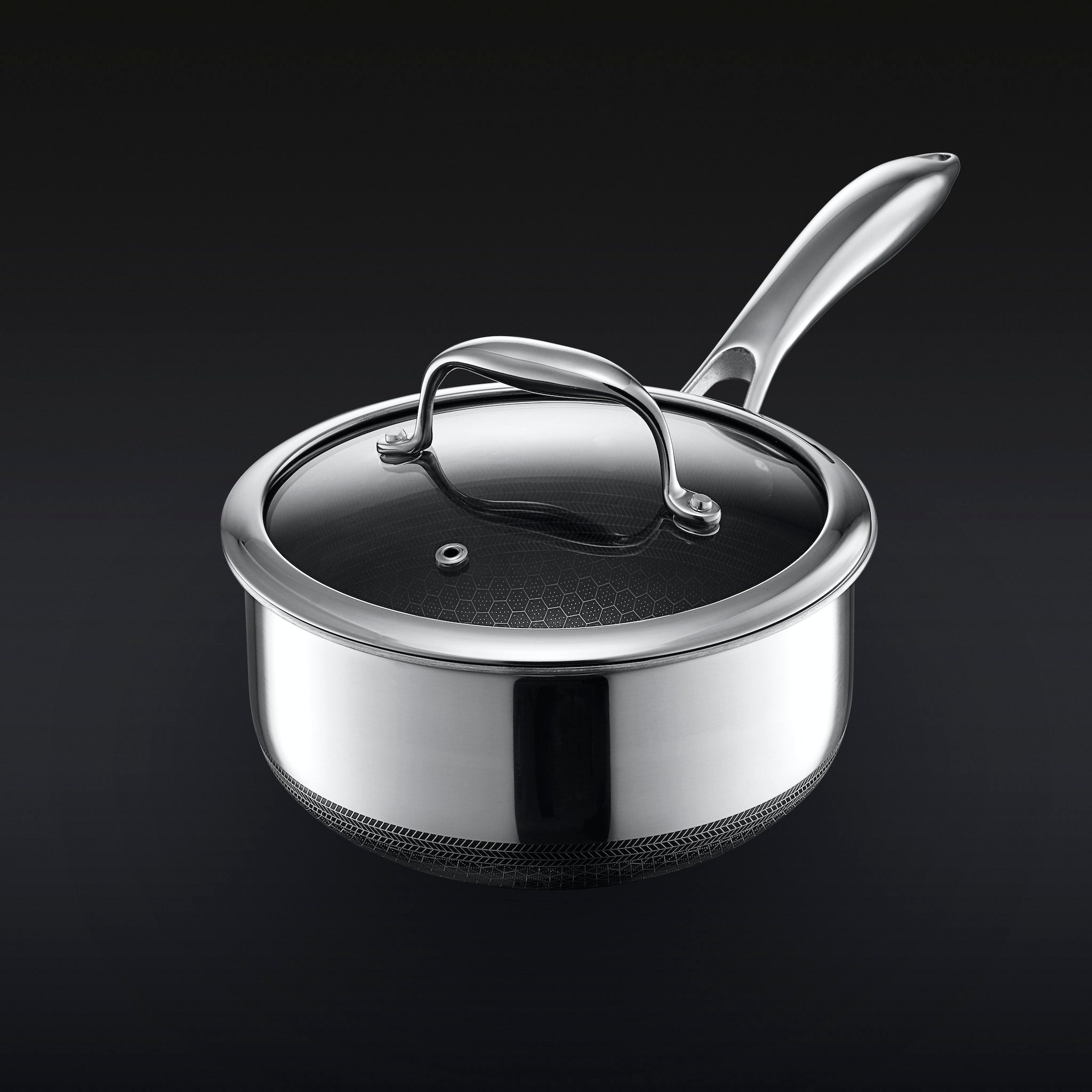 HexClad Hybrid Saucepan With Lid, 2-Qt