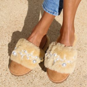 Alameda Turquesa PINCTADA CLASSIC PEARLS, the shearling mules