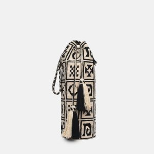 Nanushka Wayuu Symbol Maxi - Crocheted Bucket Bag - Kopjafa Black/Creme