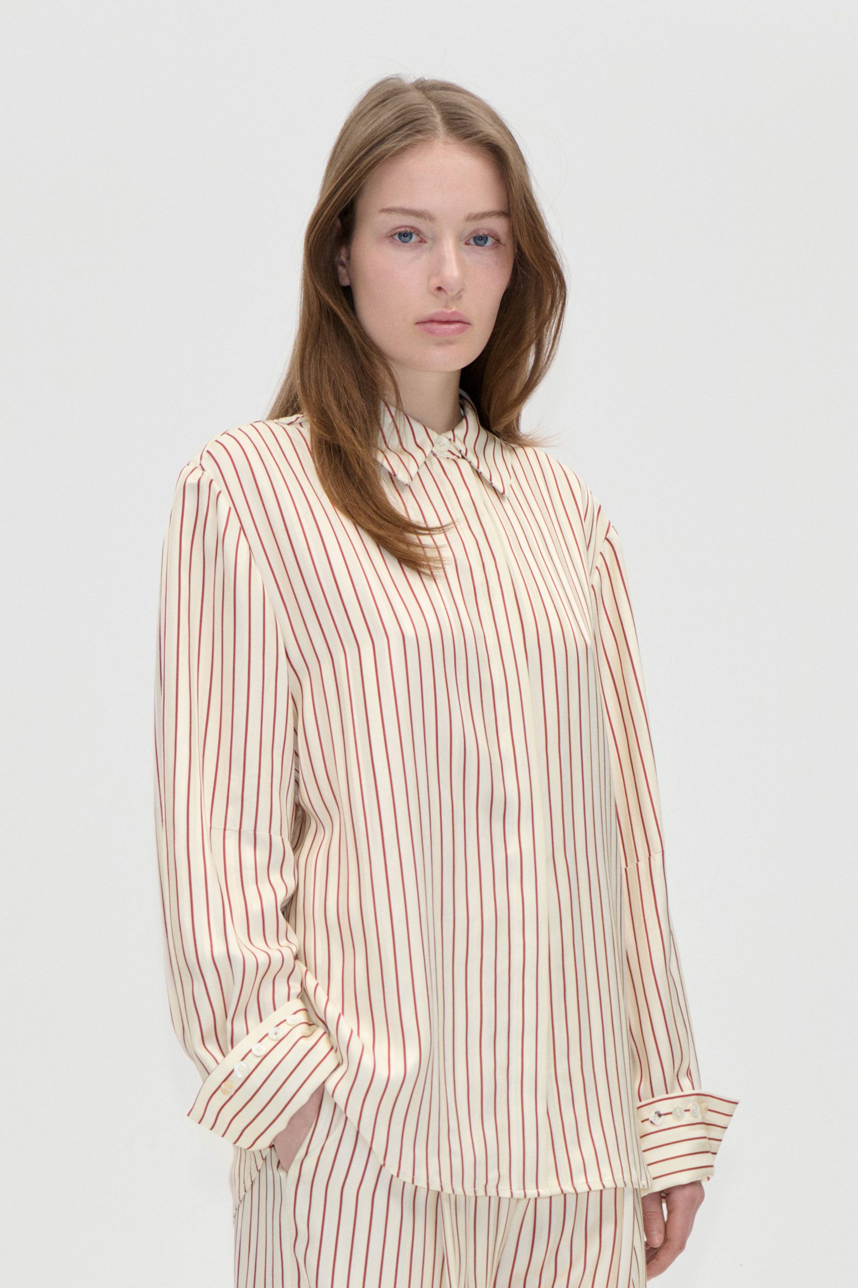 Stine Goya Turn-Up Oversized Shirt - Symmetry In Cream