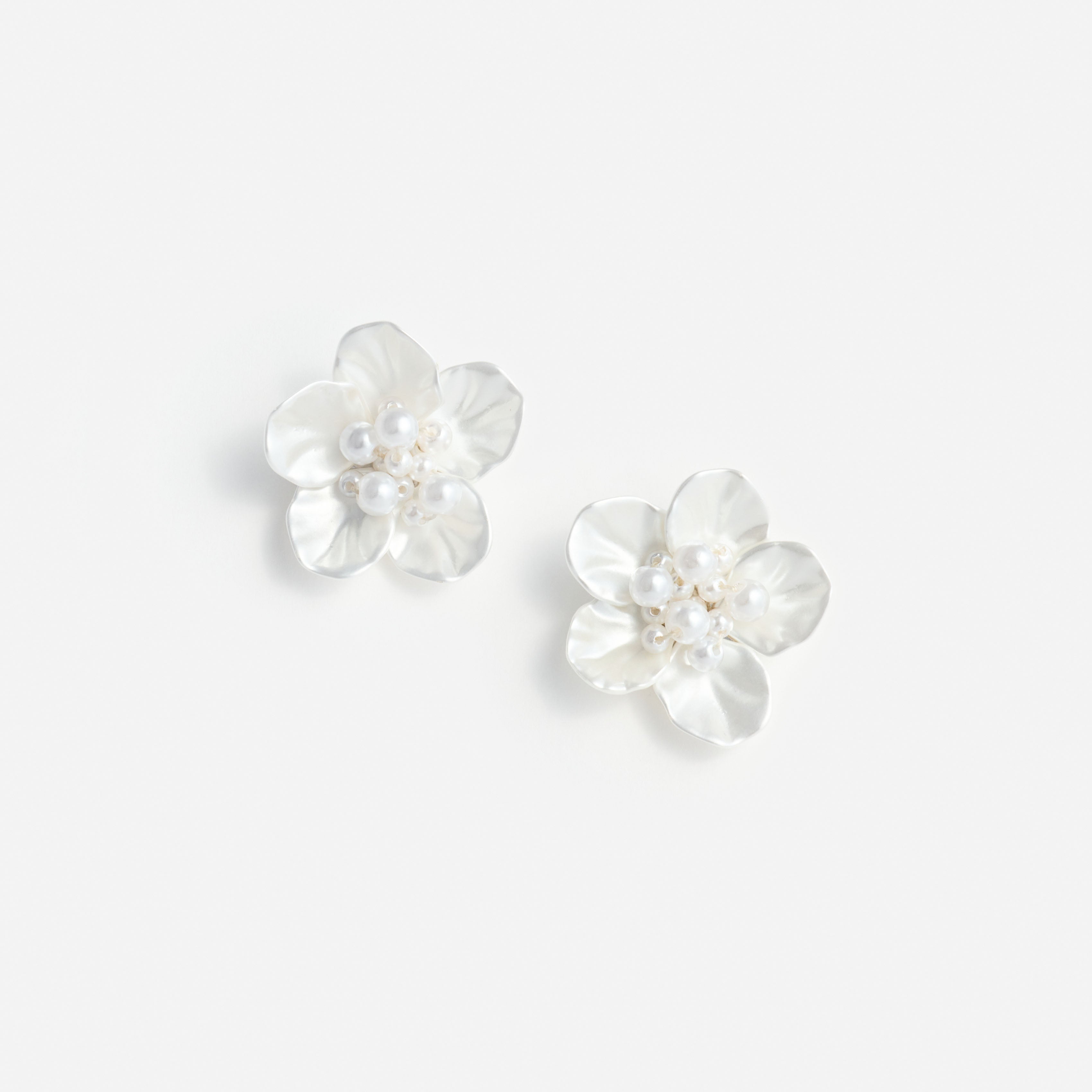 Self Portrait Pearl Flower Earring