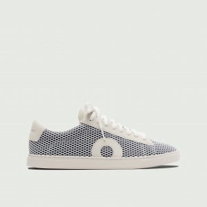 Olivercabell Low 1 | Carbon (Orthopedic)