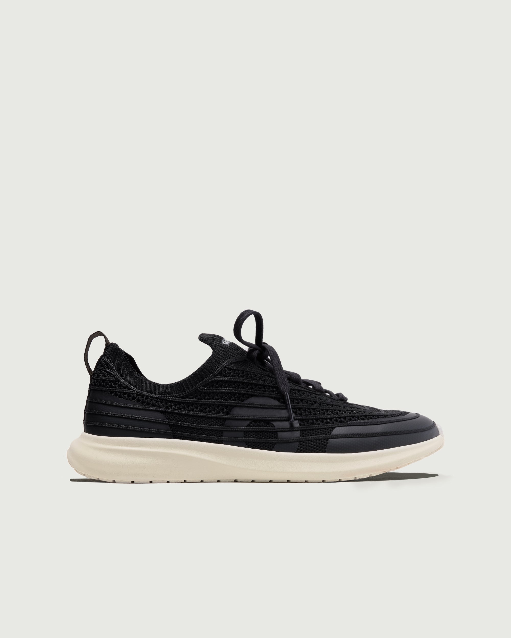 Olivercabell Form 1 | Black