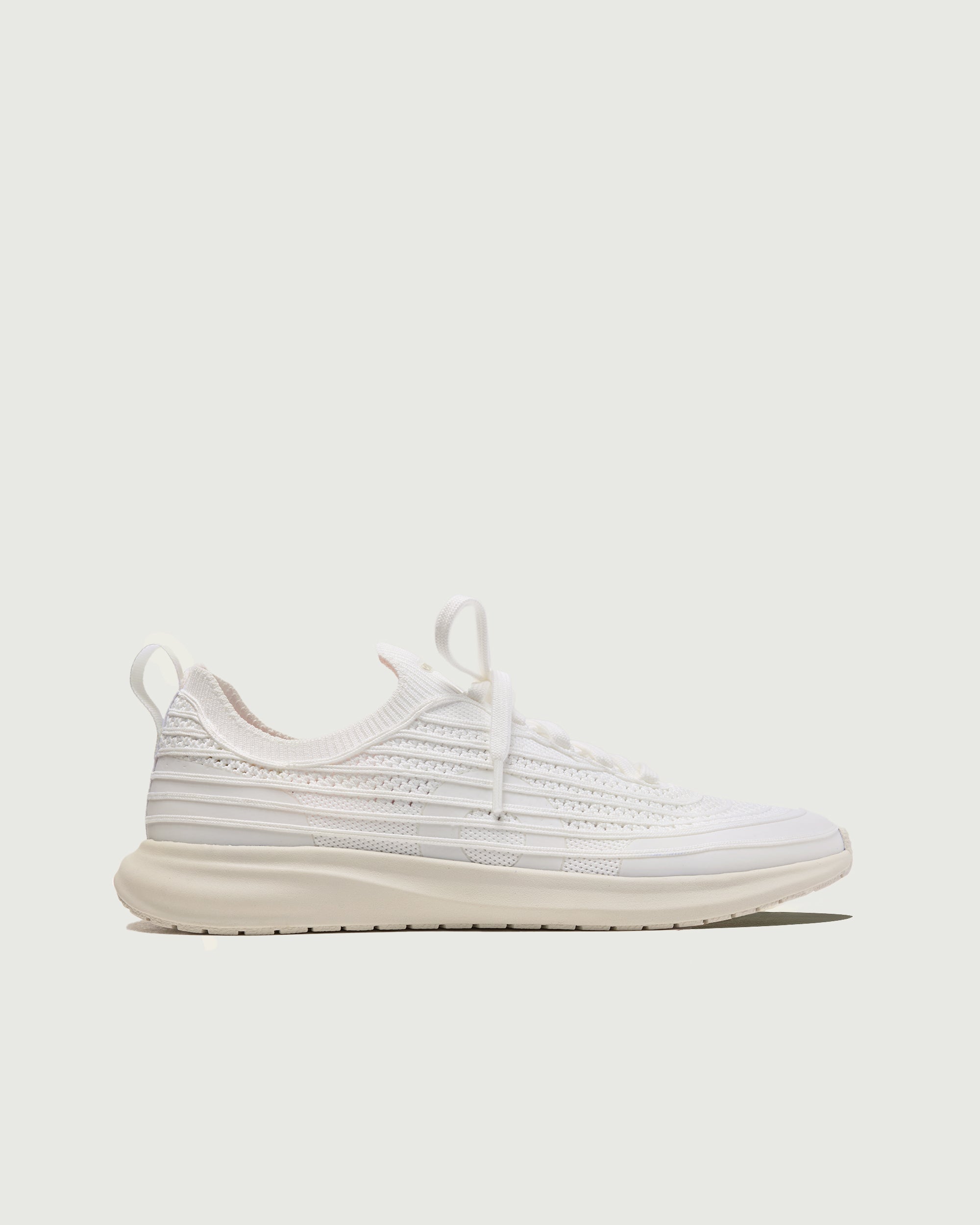 Olivercabell Form 1 | White