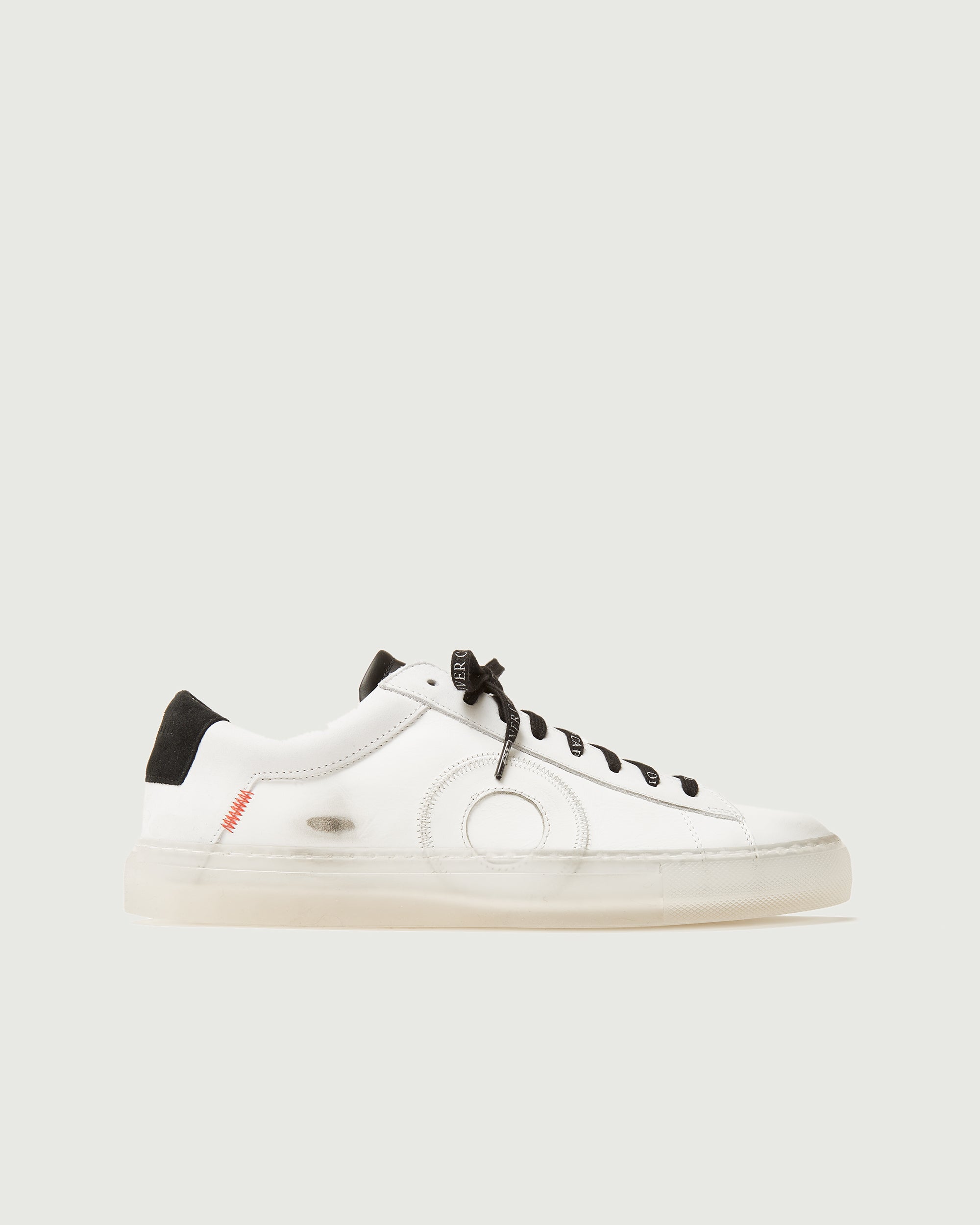 Olivercabell Low 1 | Yin Yang (Orthopedic)