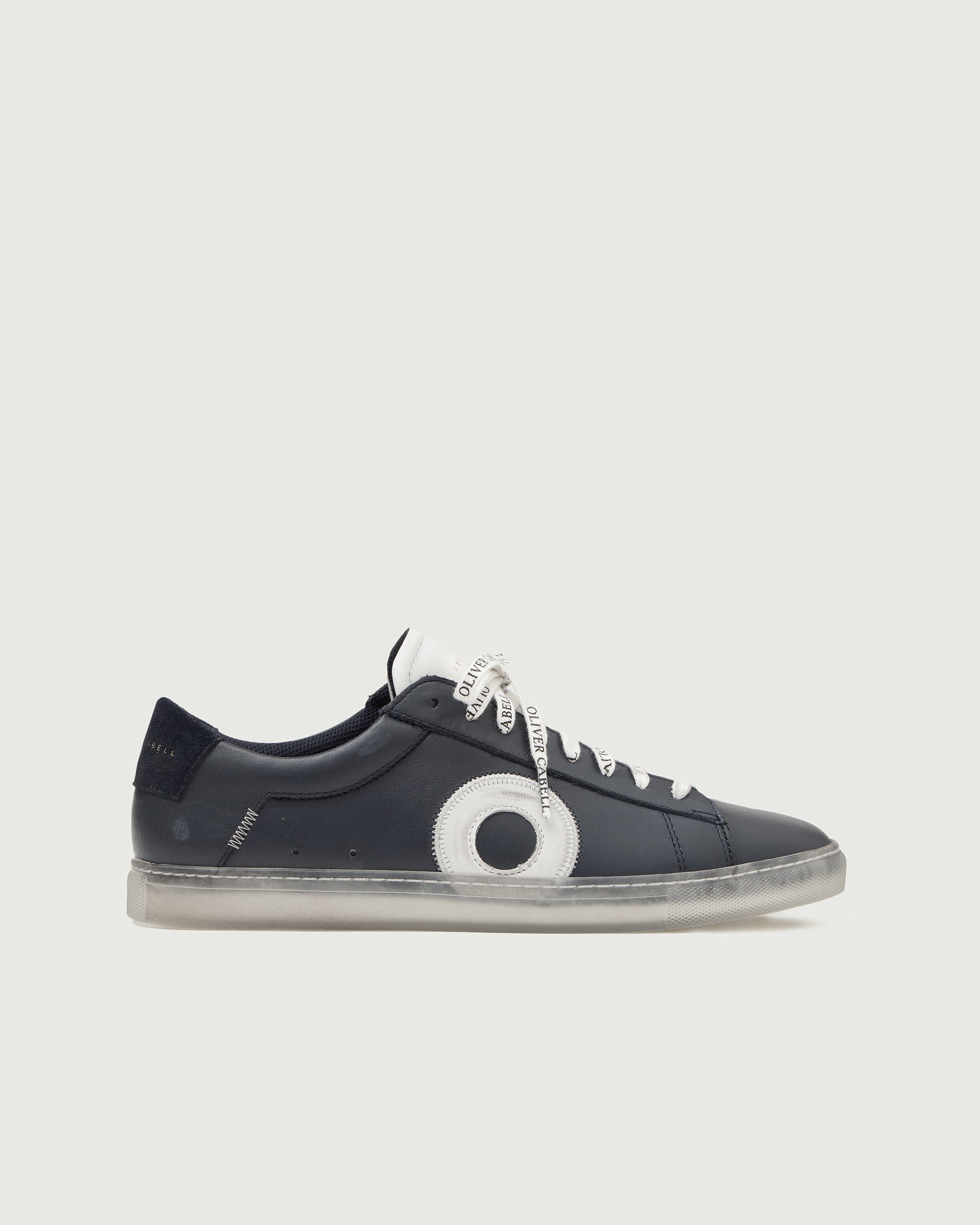 Olivercabell Low 1 | Reverse Oxford Yin Yang (Orthopedic)