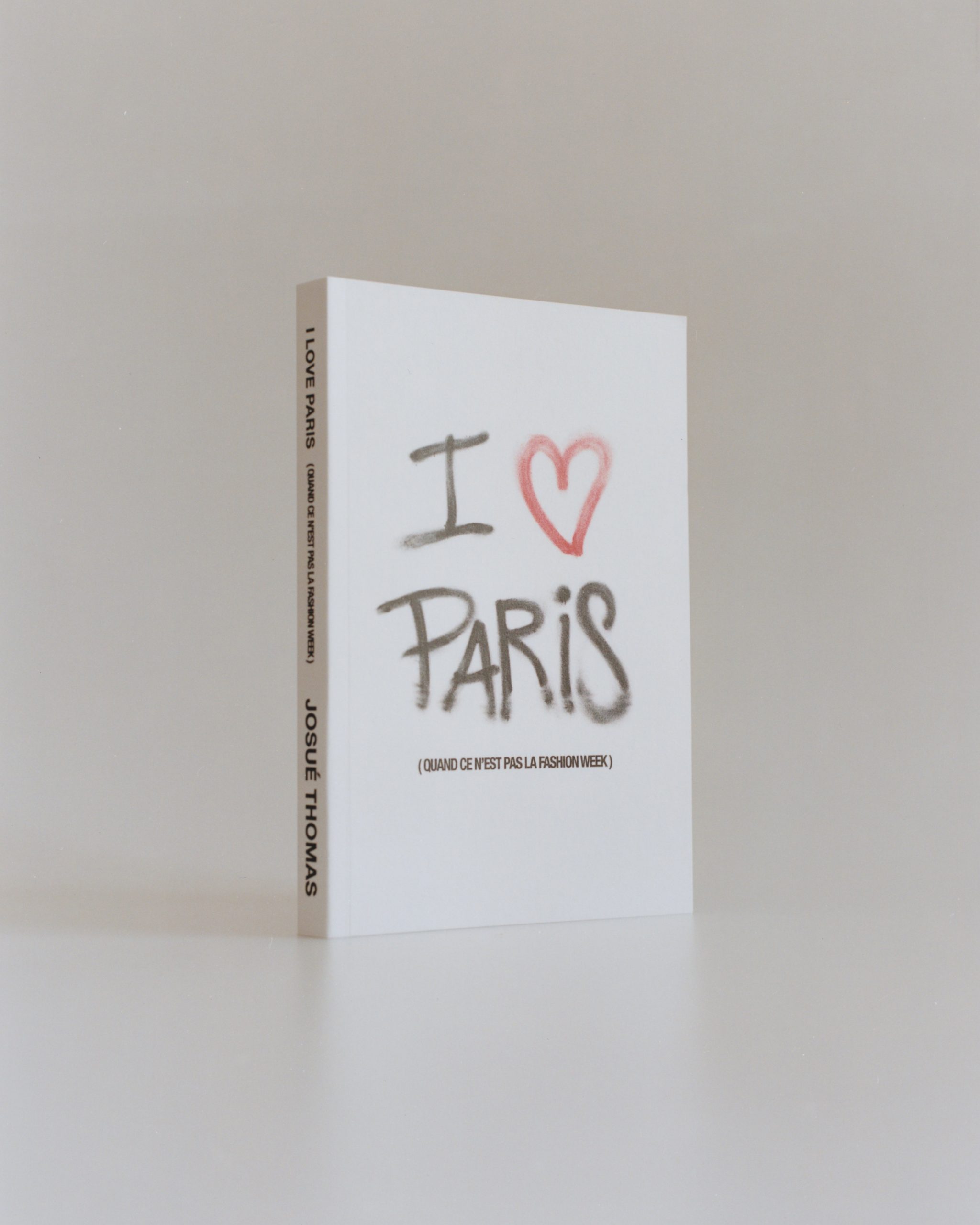 Gallery Dept I LOVE PARIS BOOK