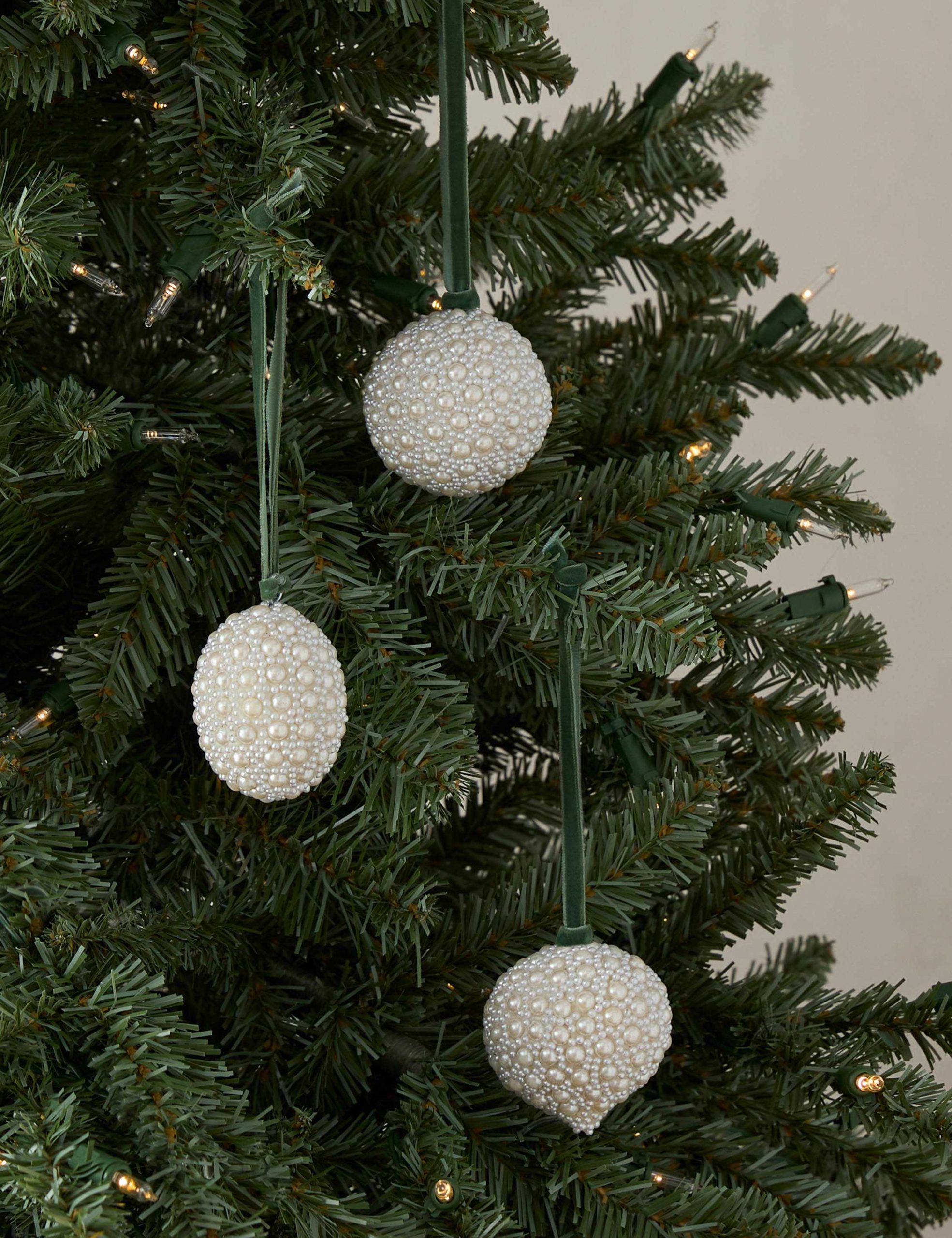 Lulu and Georgia Ellstone Pearl Ornaments (Set of 3)