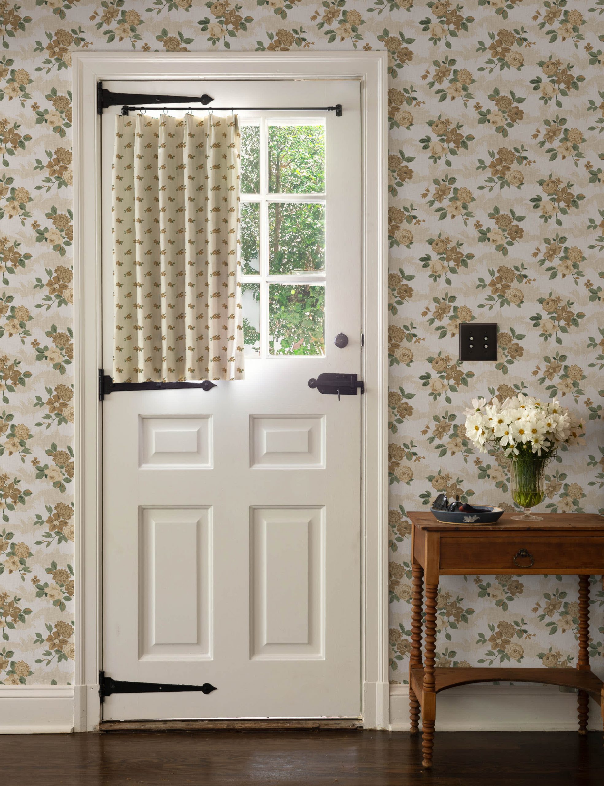 Lulu and Georgia Theodora Grasscloth Wallpaper by Nathan Turner
