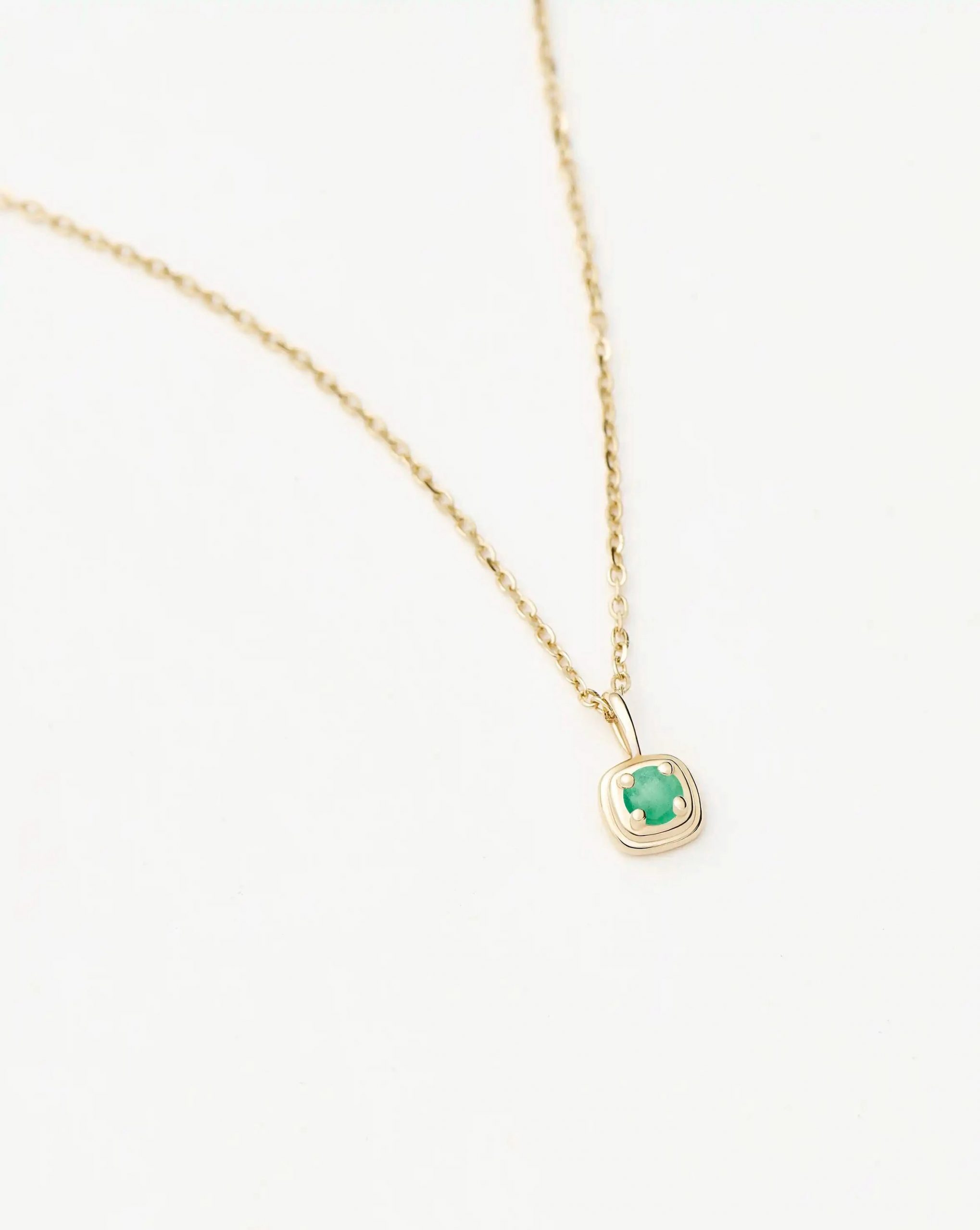 Missoma Solid Gold May Birthstone Pendant Necklace | 14ct Solid Gold/Emerald