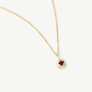 Missoma Solid Gold January Birthstone Pendant Necklace | 14ct Solid Gold/Garnet