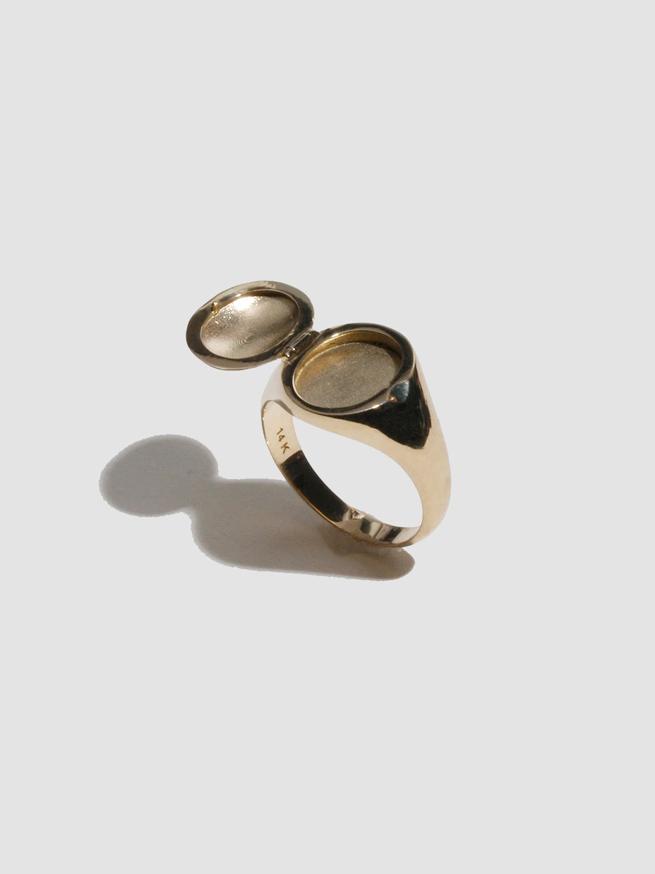 Lorenstewart Locket Signet