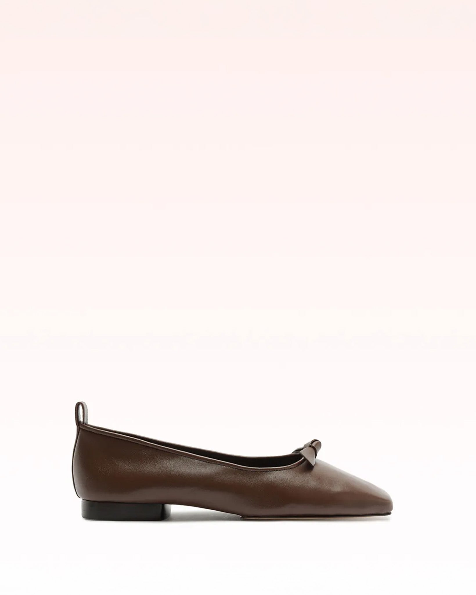 Alexandre Birman Slim Clarita Street Flat Mousse