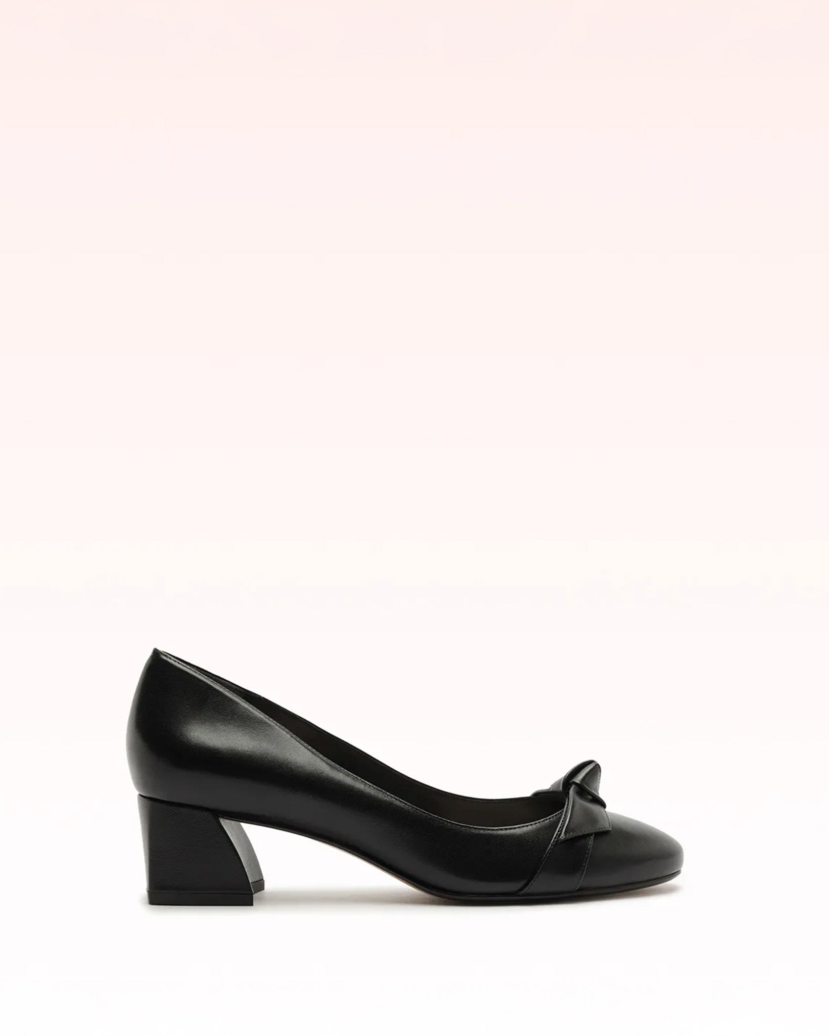 Alexandre Birman Clarita Almond Pump 45 Black