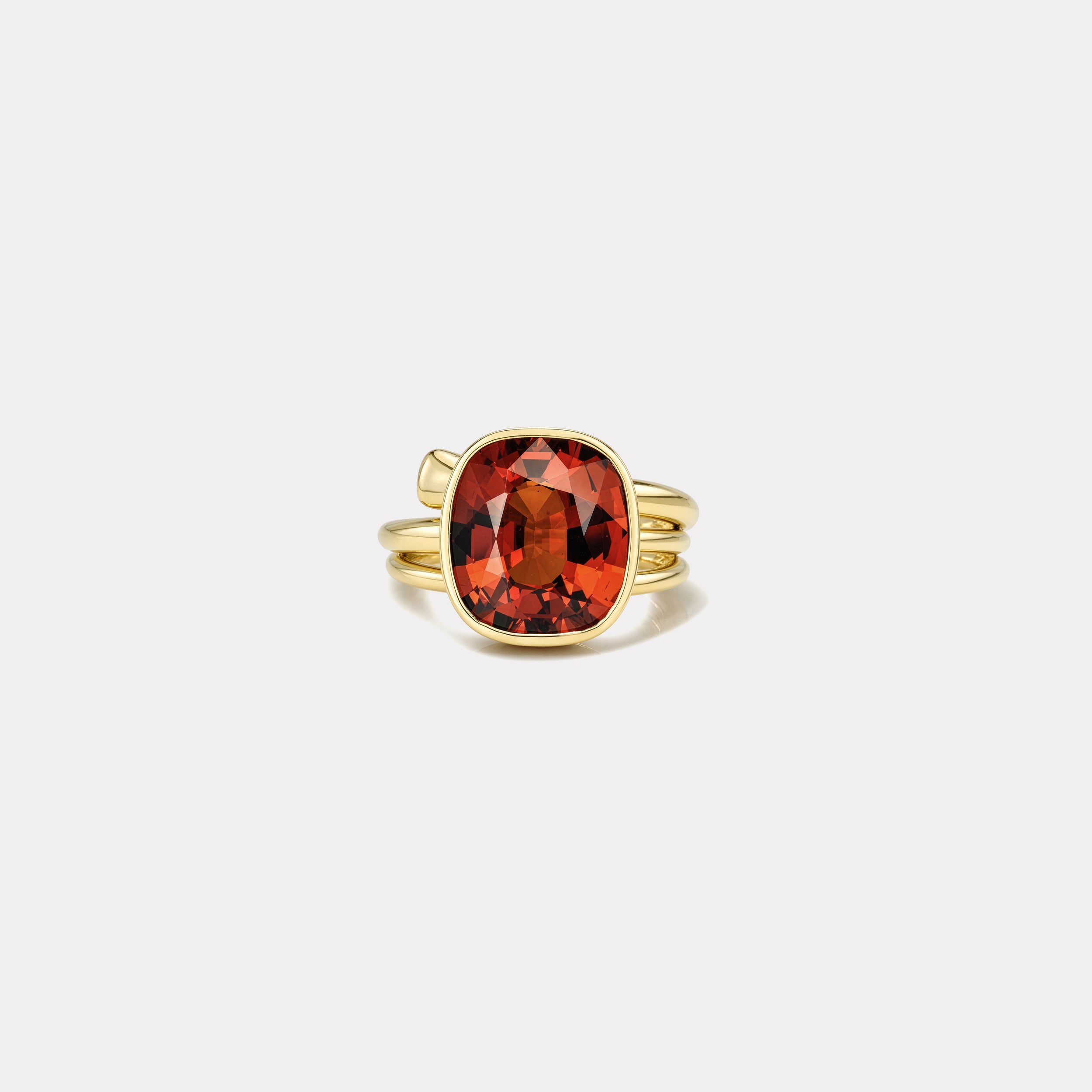 Retrouvai 10.44ct Cushion Spessartite Garnet Vein Ring