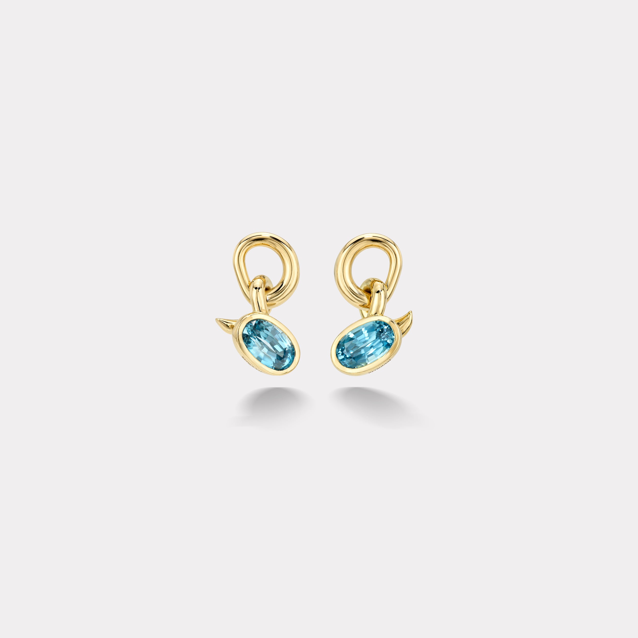 Retrouvai 5.44ct Oval Blue Zircons Vein Earrings