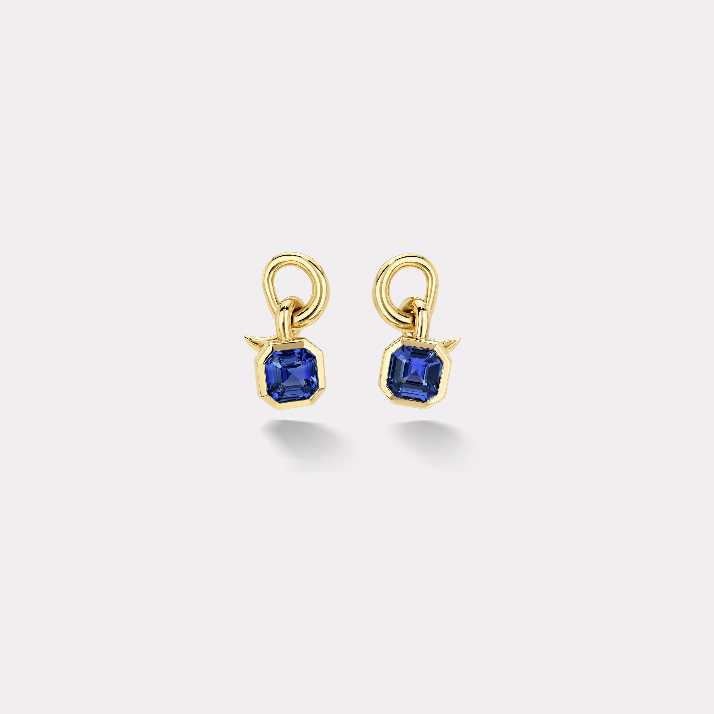 Retrouvai 2.09ct Asscher Blue Sapphire Vein Earrings