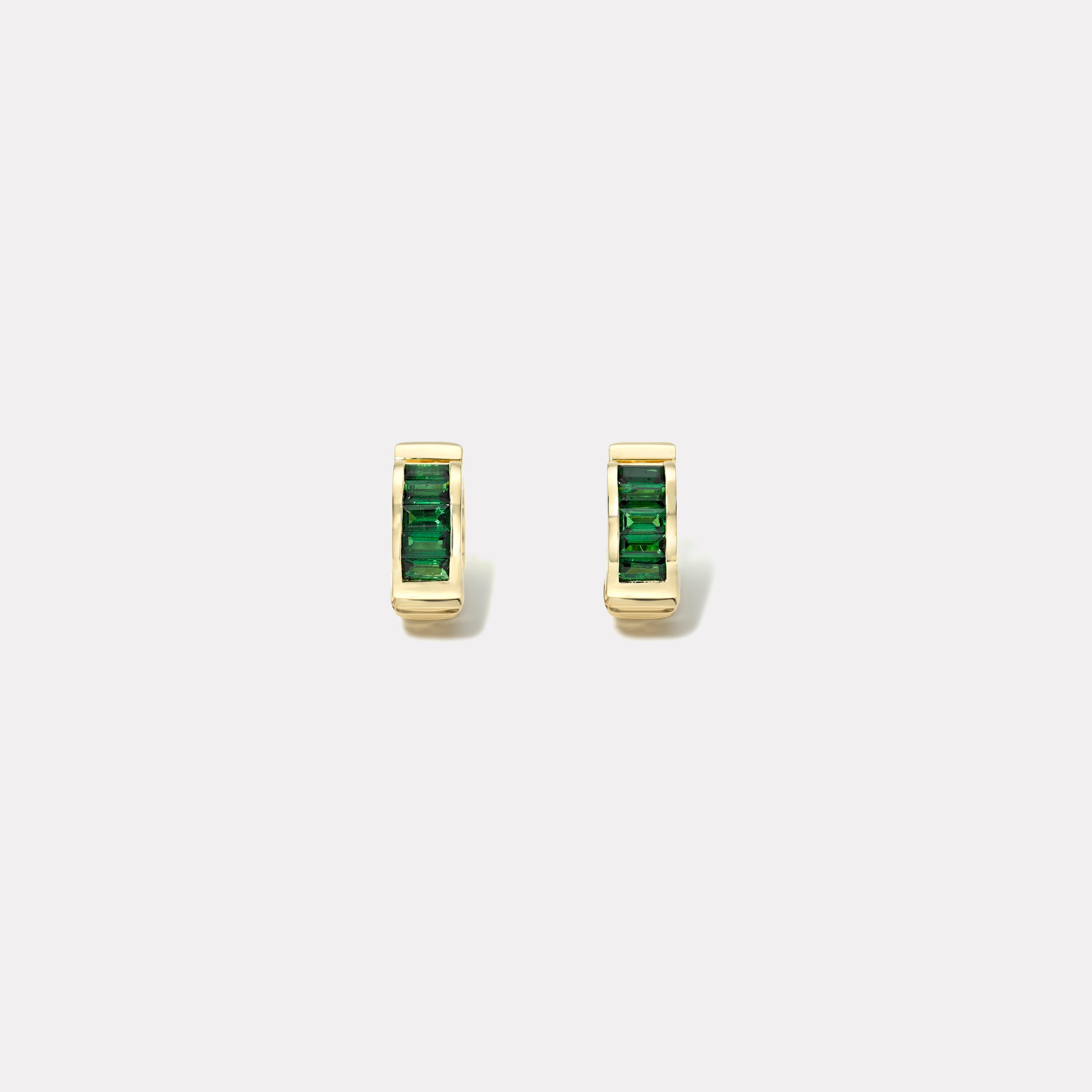 Retrouvai Classic Tsavorite Baguette Buckle Huggies
