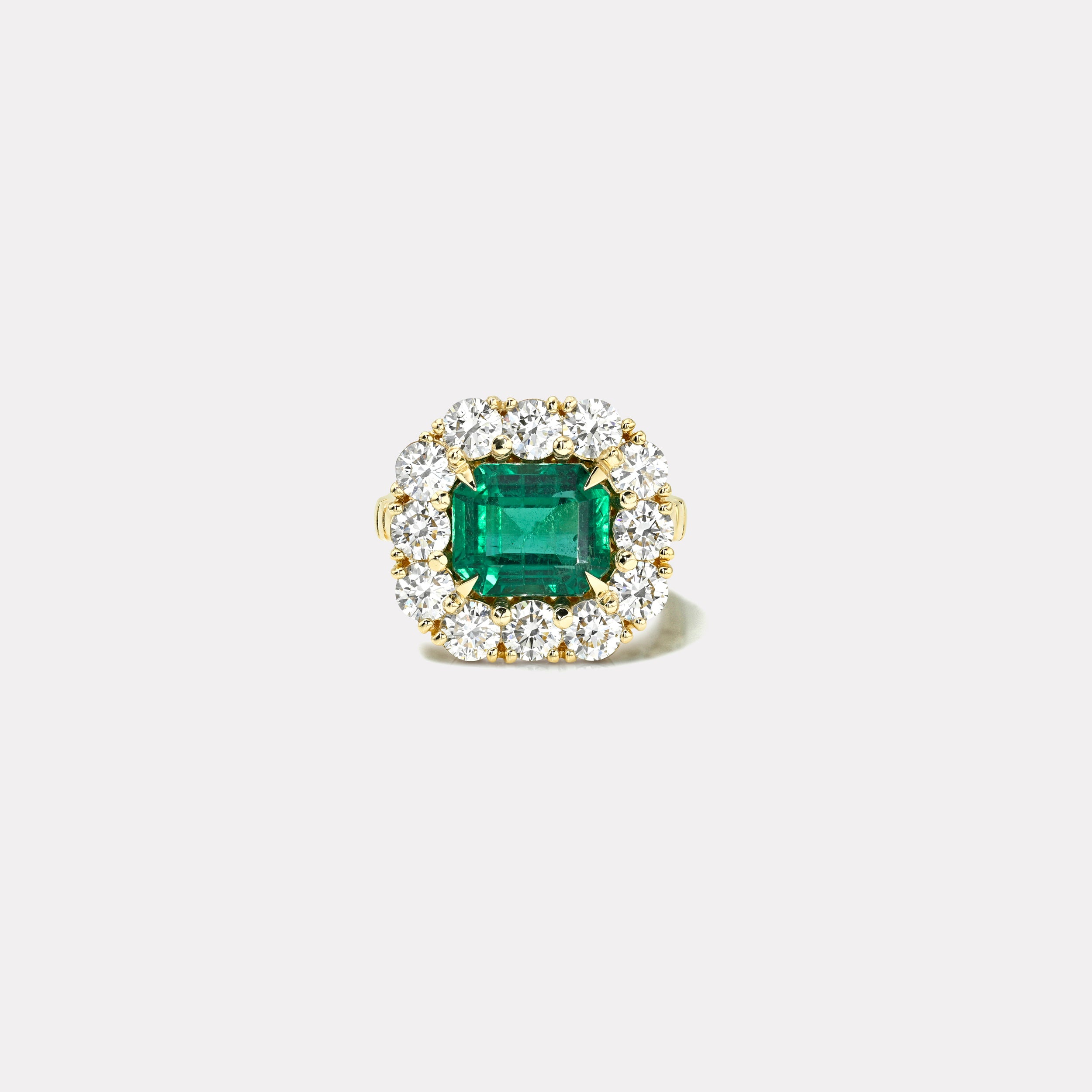 Retrouvai 3.2ct Emerald Cut Emerald Diamond Heirloom Bezel Ring