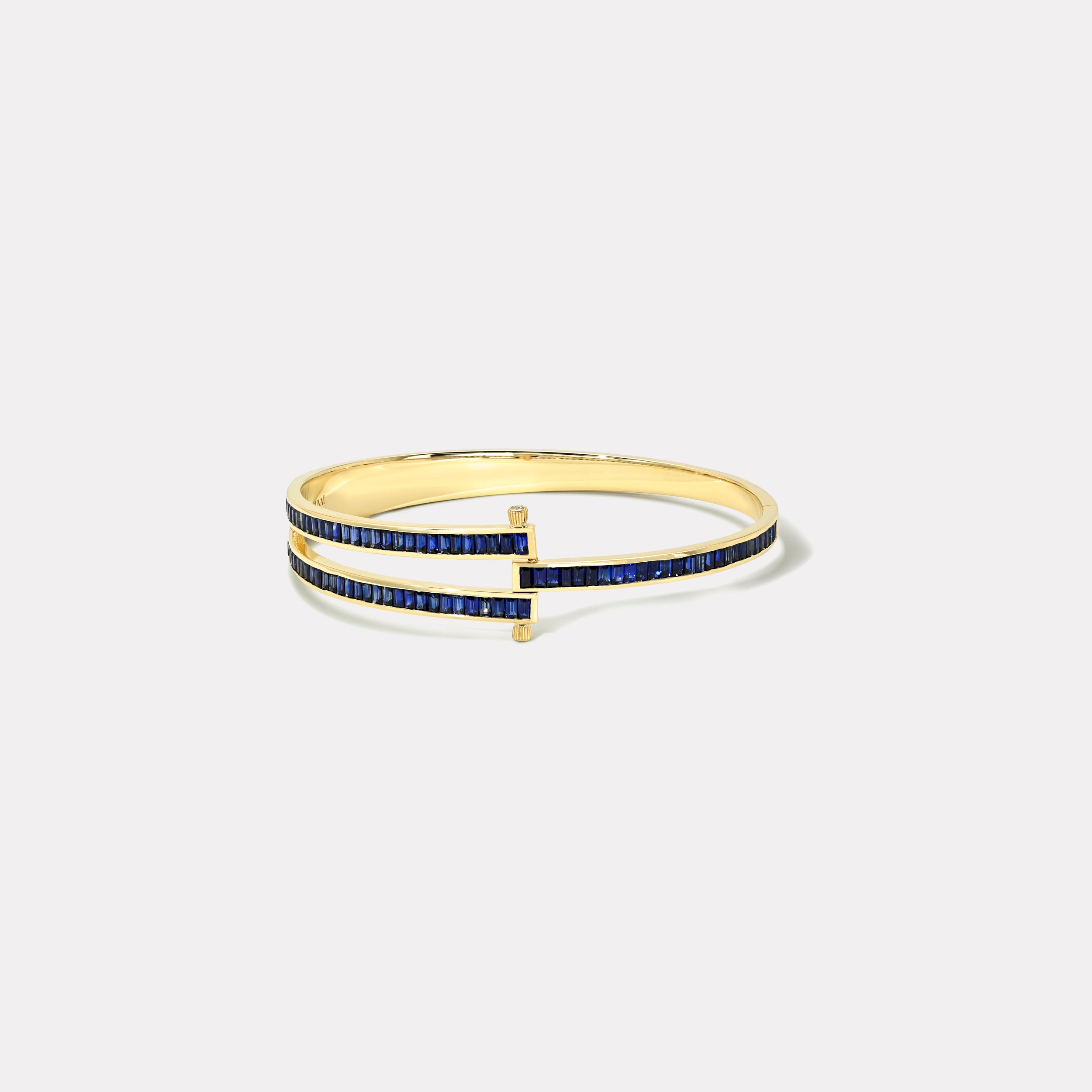 Retrouvai Magna Bracelet with Baguette Blue Sapphires