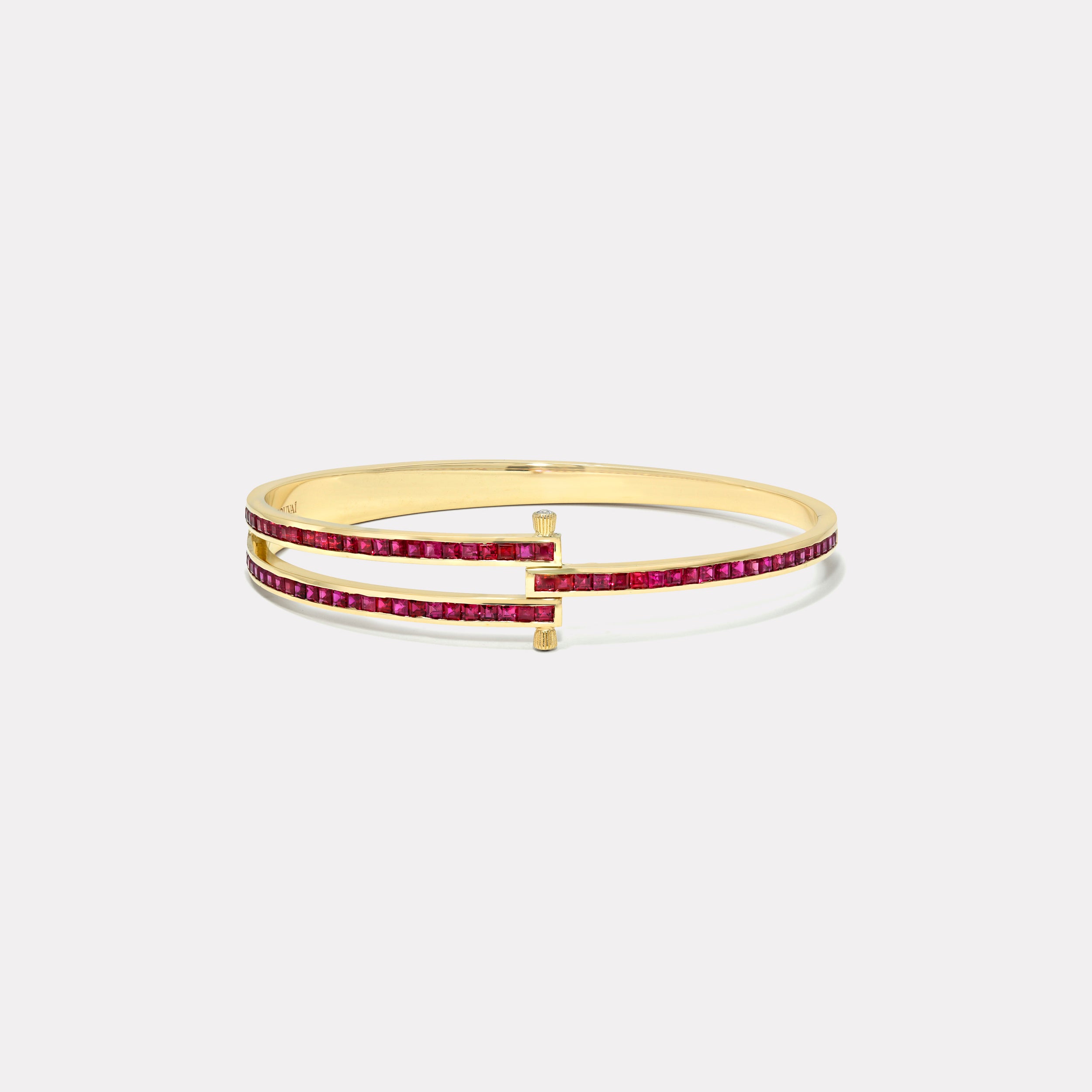 Retrouvai Magna Bracelet with Carre Rubies