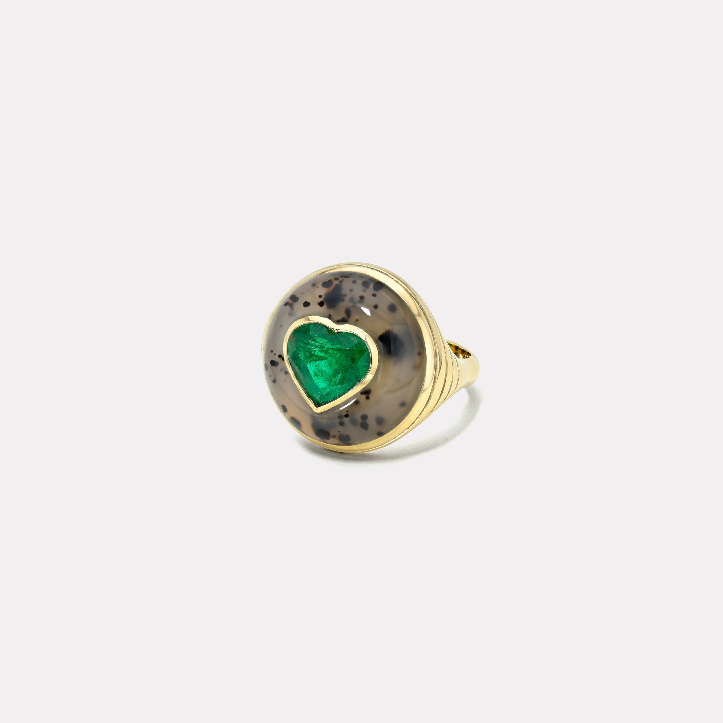 Retrouvai 2.26ct Heart Emerald in Hand Carved Dendrite Petite Lollipop Ring