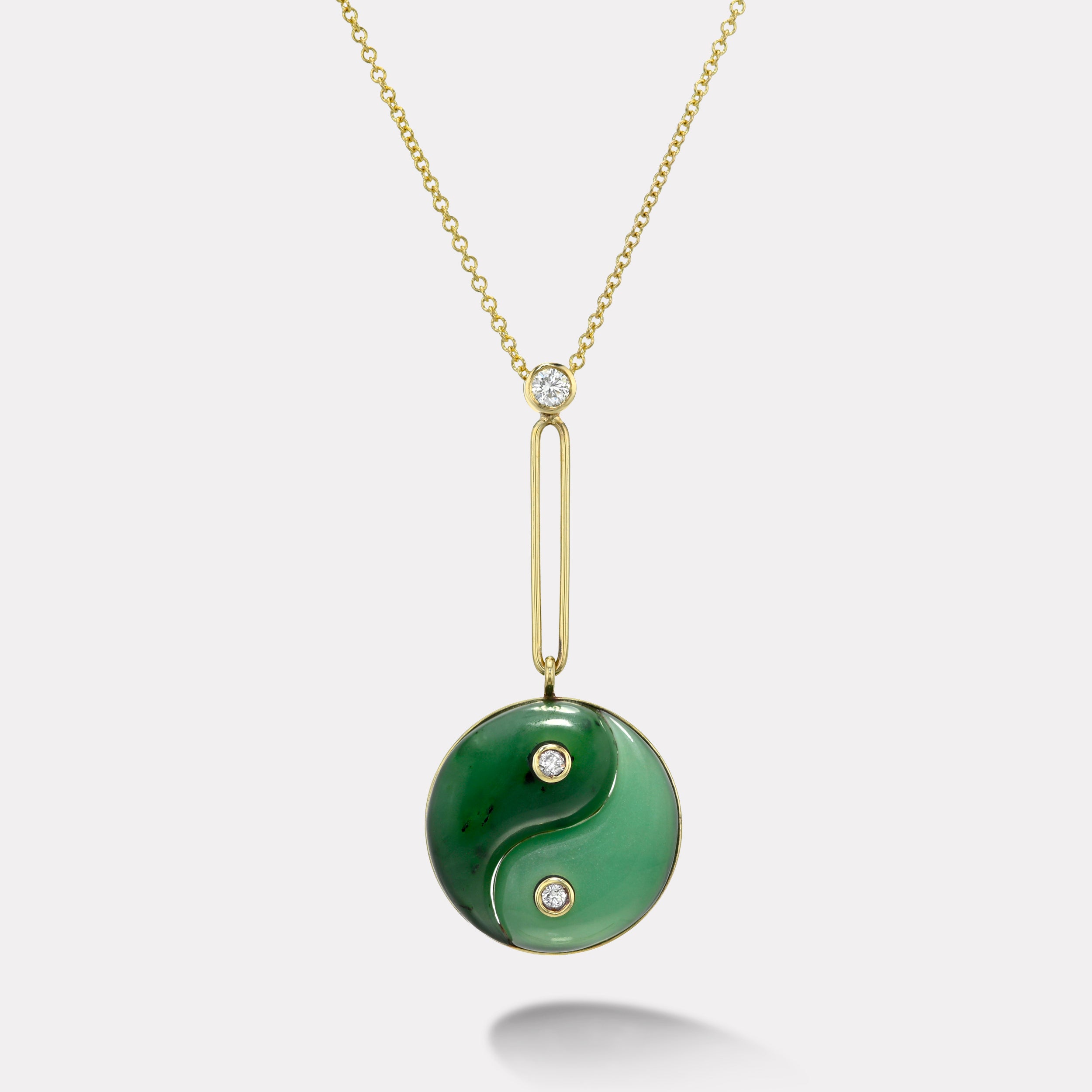 Retrouvai Nephrite Jade and Aventurine Double Stone Yin Yang Pendant