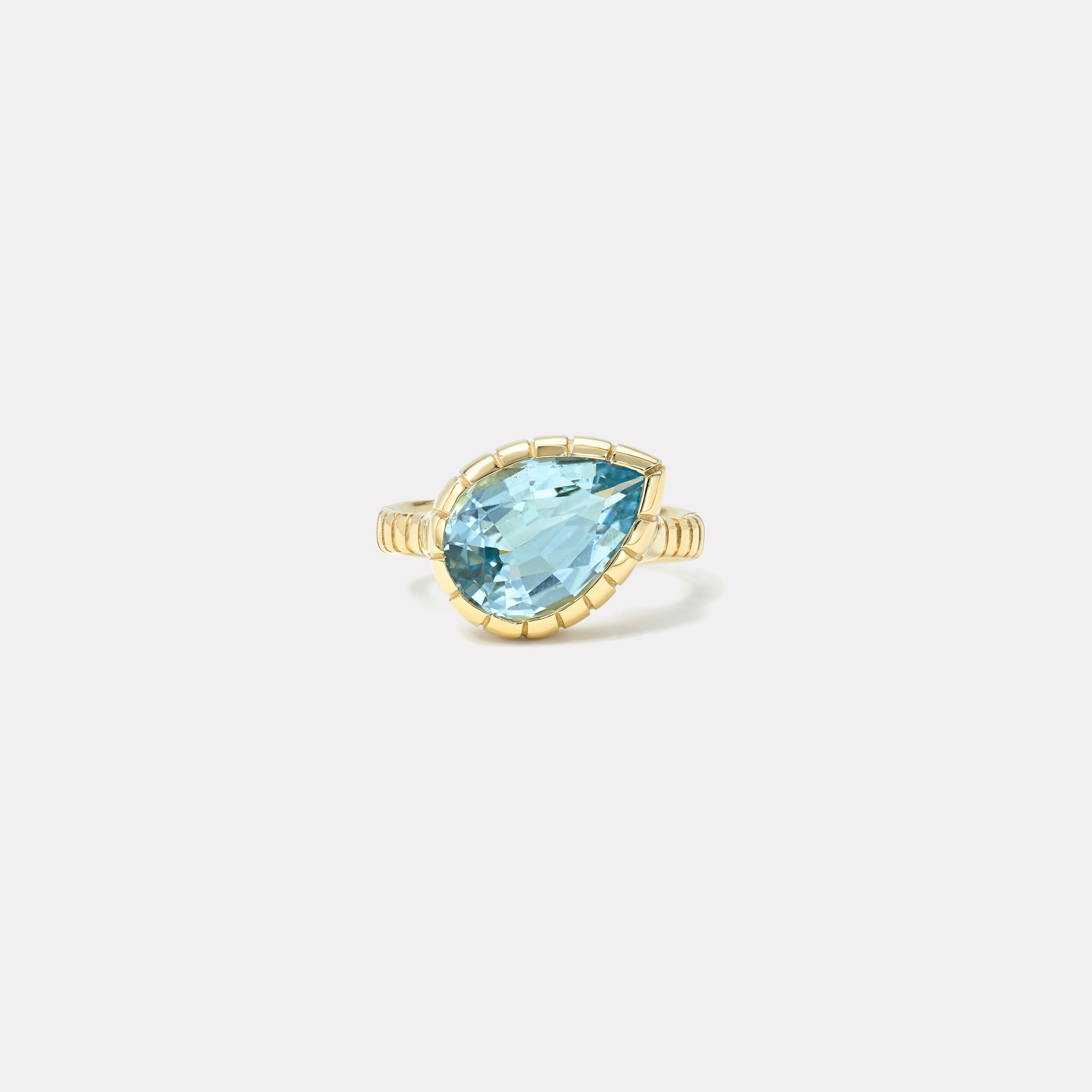 Retrouvai 4.08ct Pear Aquamarine Heirloom Bezel Ring