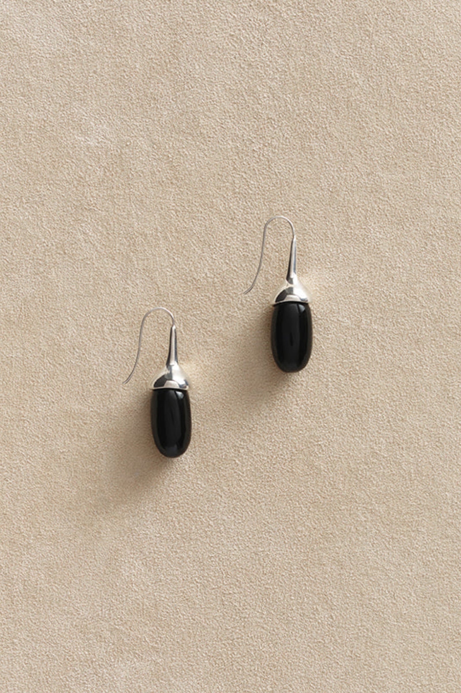 Sophie Buhai Dripping Stone Earrings in Onyx