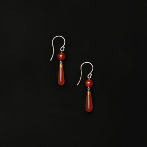 Sophie Buhai Tiny Isadore Earrings in Carnelian