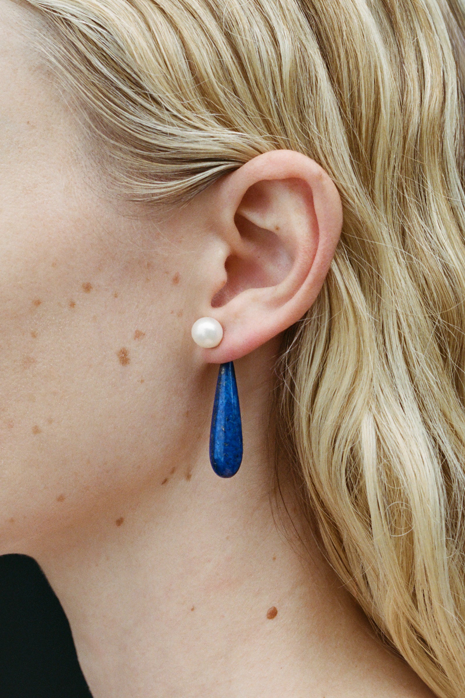 Sophie Buhai Small Angelyne Earrings in Lapis