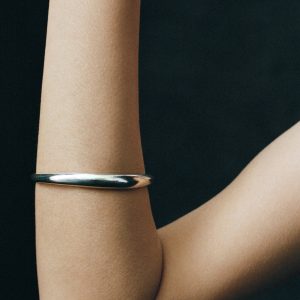 Sophie Buhai Delicate Amorphous Bangle