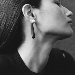 Sophie Buhai Medium Angelyne Earrings in Onyx